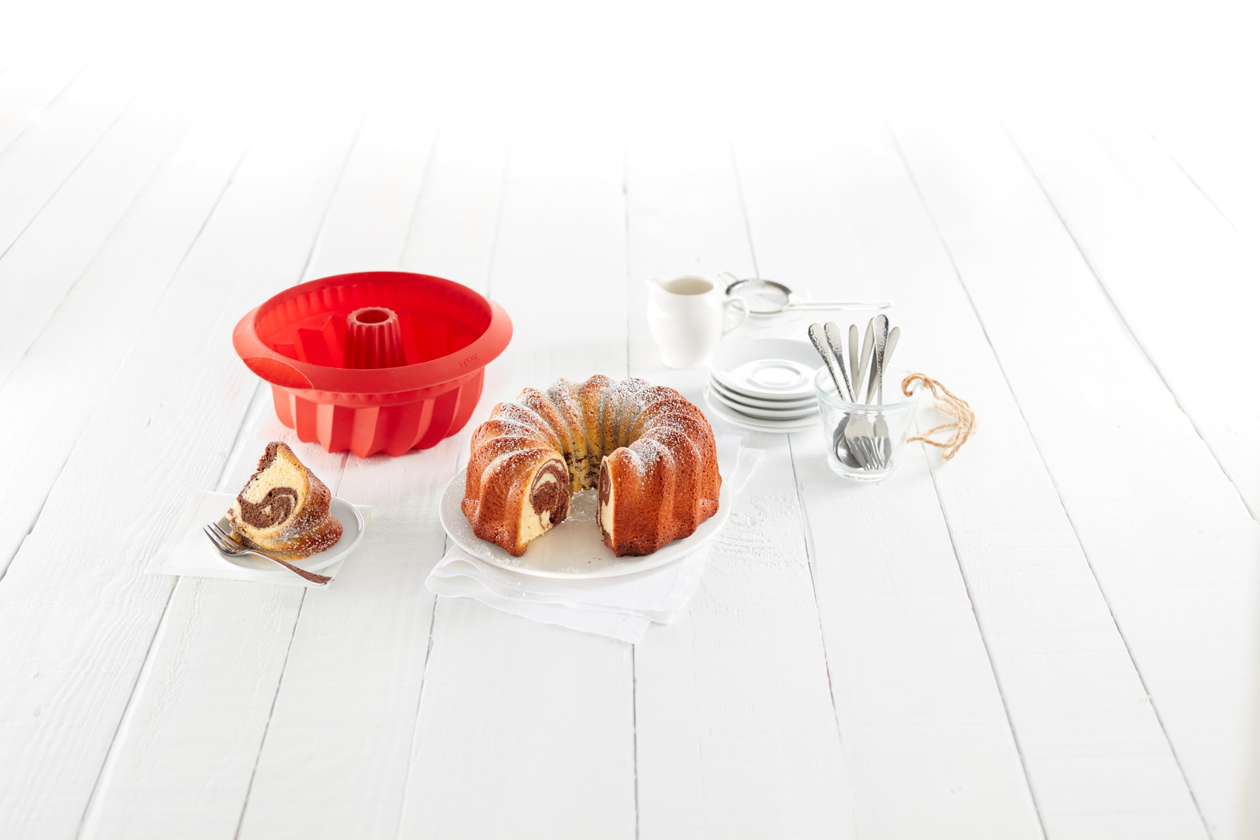 Lékué Molde repostería Savarín hondo, silicona platino Rojo, 22 cm