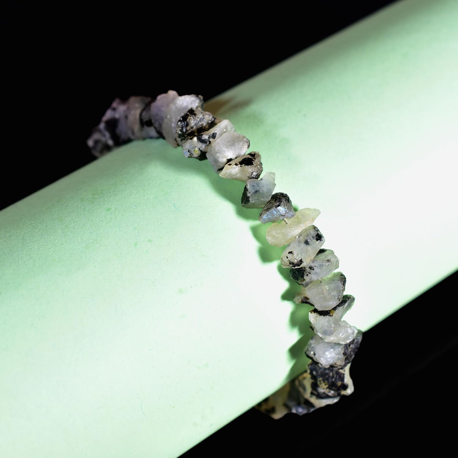 Natural Raw Rainbow Moonstone Bolo Bracelet, Rough Stones, Handmade, June Birthstones, Healing Crystals, Adjustable Slider Chain Weight Approx 50 to 60 carat Stone Size Approx 5 to 10 MM, - Image 4