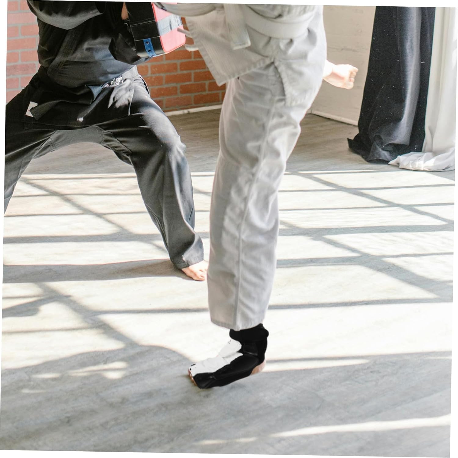 Garneck Taekwondo Sparring Foot Protector XL – Martial Arts Training Foot Guard for Karate Boxing Kickboxing MMA – Impact Pads for Adult Kick Training