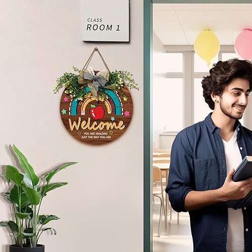 Miniatura 3 de Letrero de madera para puerta de aula de profesor, letrero de bienvenida para aula, estrella de manzana, flor para profesor, corona para puerta de