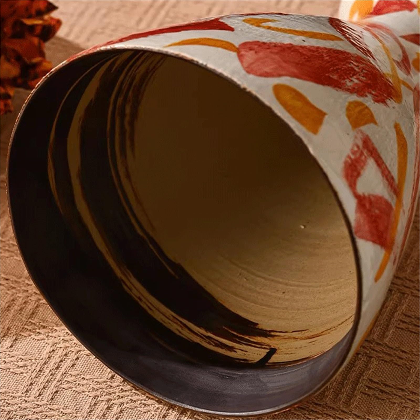 Doniczki Wysokiej jakości donice ceramiczne, idealne do eksponowania roślin domowych w salonie do kaktusów i sukulentów
