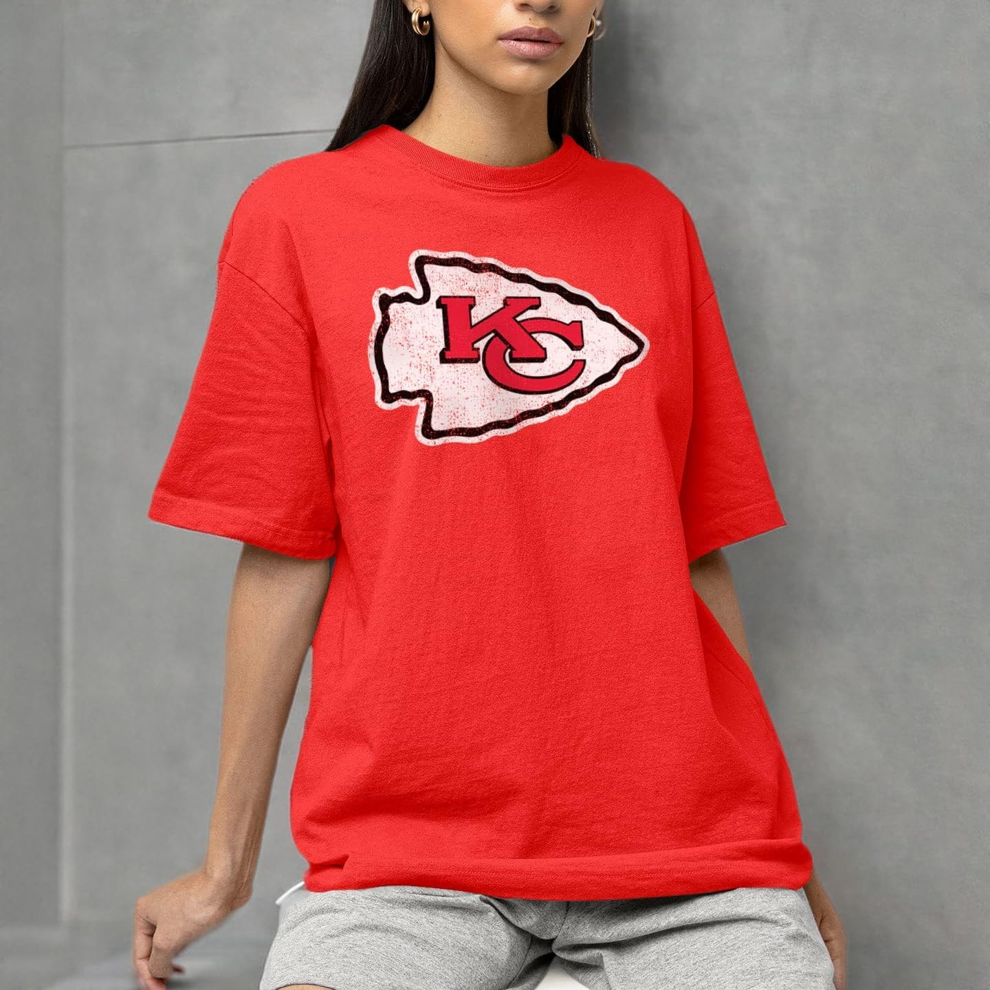 Hybrid Sports NFL - Kansas City Chiefs - Distressed Team Logo - Men's and Women's Short Sleeve T-Shirt - Size X-Large Kansas City Chiefs - Red - Image 6