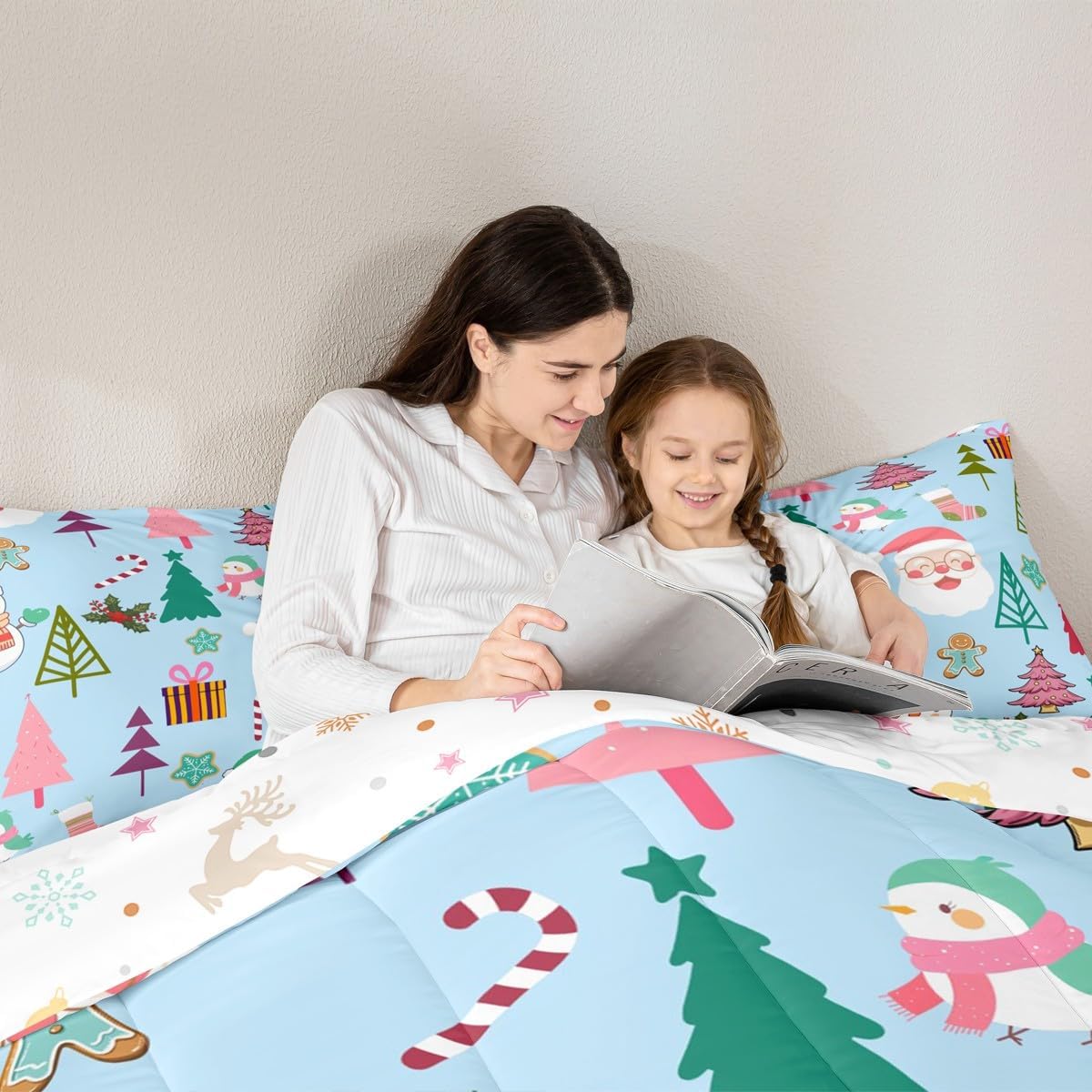 Feelyou Merry Christmas Bedding Set Soft Comforter Set Toddler Size Santa Claus Duvet Quilt Microfiber Merry Christmas Tree and Snowman Bedroom Decor Holly 2 Pcs with 1 Pillow Cases