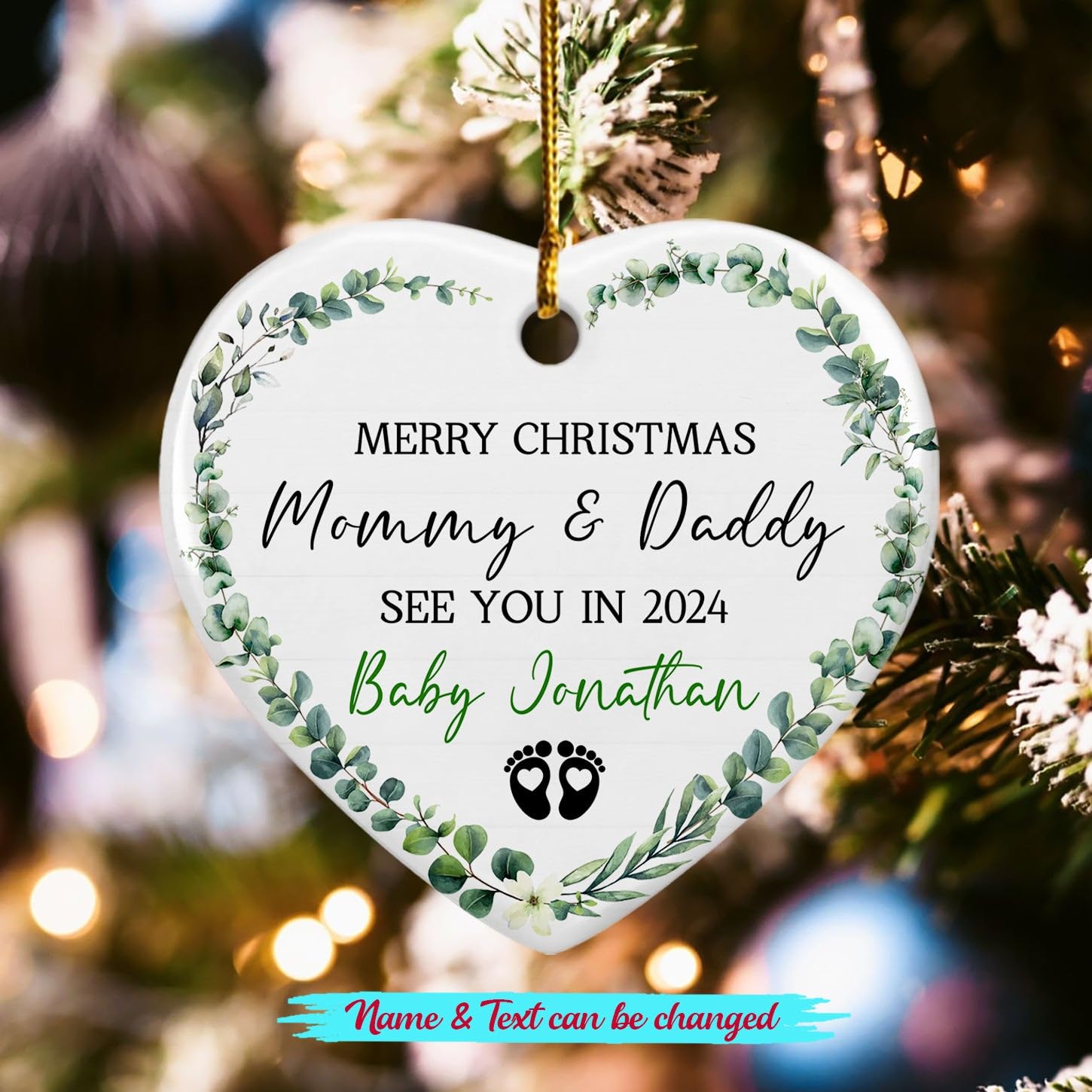 Personalized Merry Christmas Mommy & Daddy Ceramic Ornament, Pregnancy Announcement New Baby Coming 2026 Ornament Gift for New Dad Mom, Custom Year & Name Bump Baby's Ceramic Ornament for New Parents