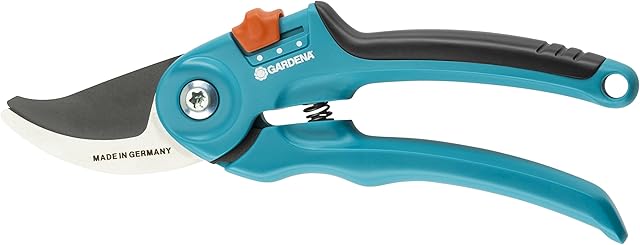 GARDENA Garden Secateurs B/S-M: Stable vine shears with a bypass blade for plants and green wood of up to 22 mm in diameter, sap groove, wire cutter, two-step handle opening (8857-20)