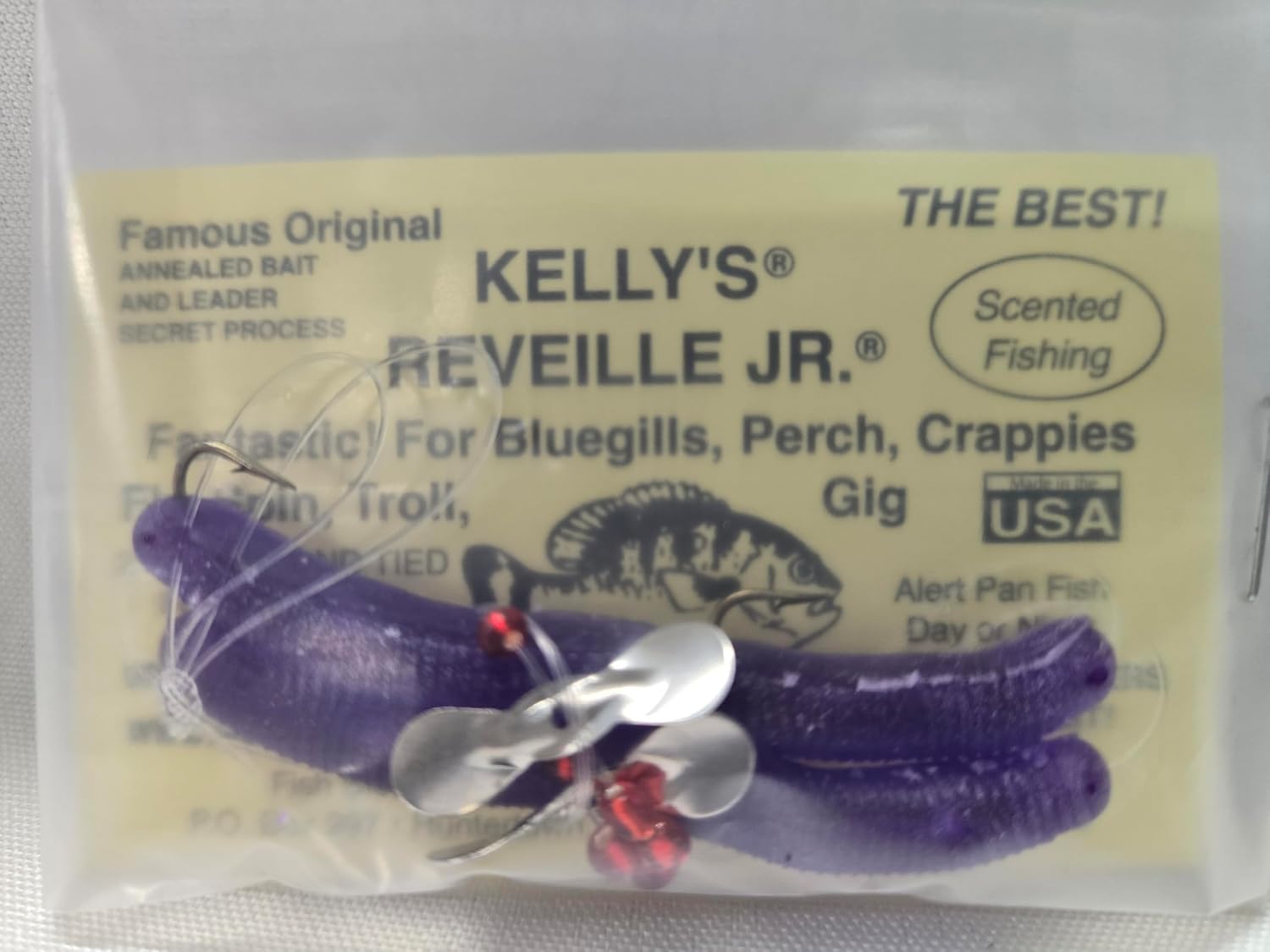 Kelly's Bass Worms Reveille Jr.® Propeller 6 Pack Pre-Rigged Scented Anise Panfish USA