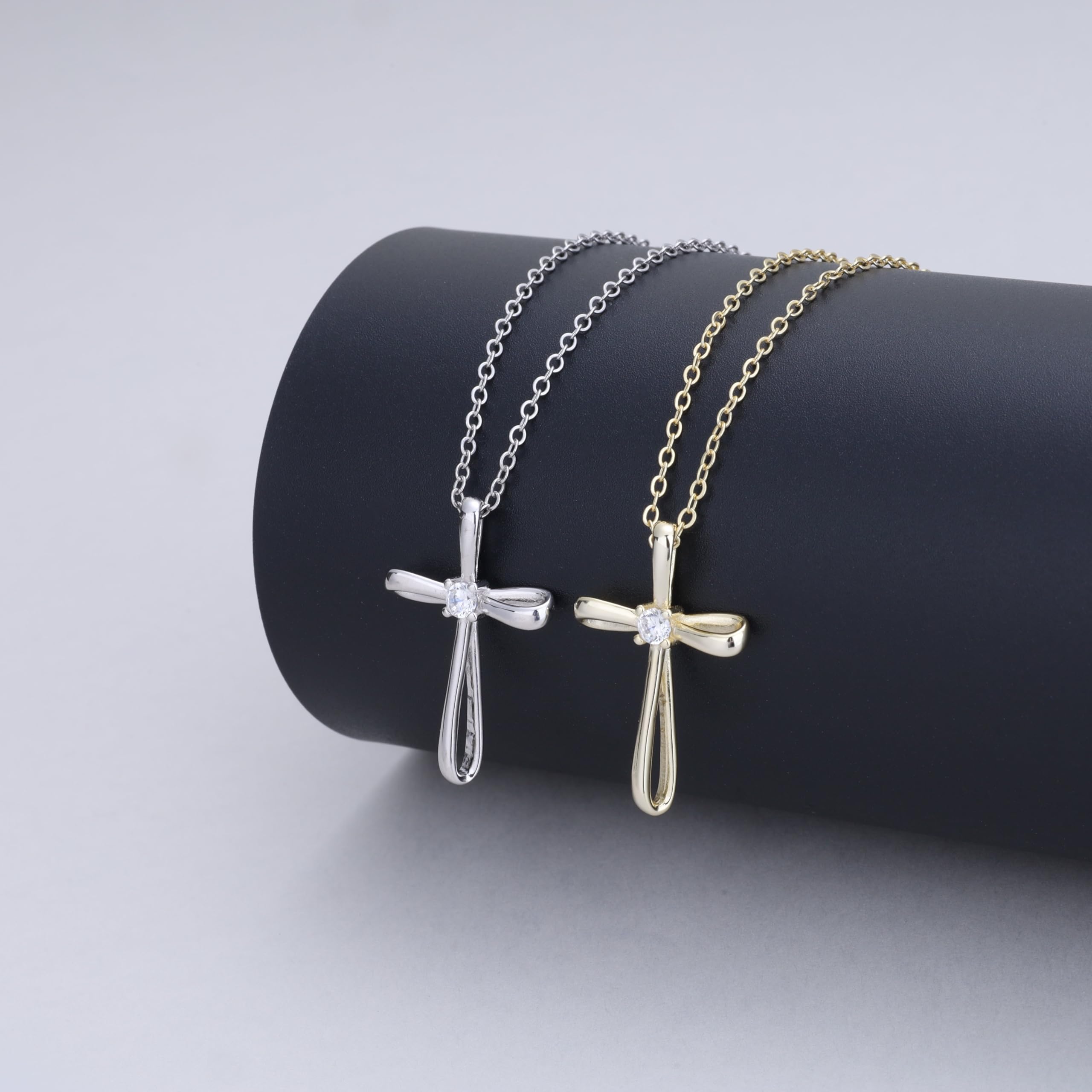 GAVU Kreuzkette Konfirmationskette Firmungskette mit Zirkonia Kreuz Anhänger aus 925 Sterling Silber für Damen