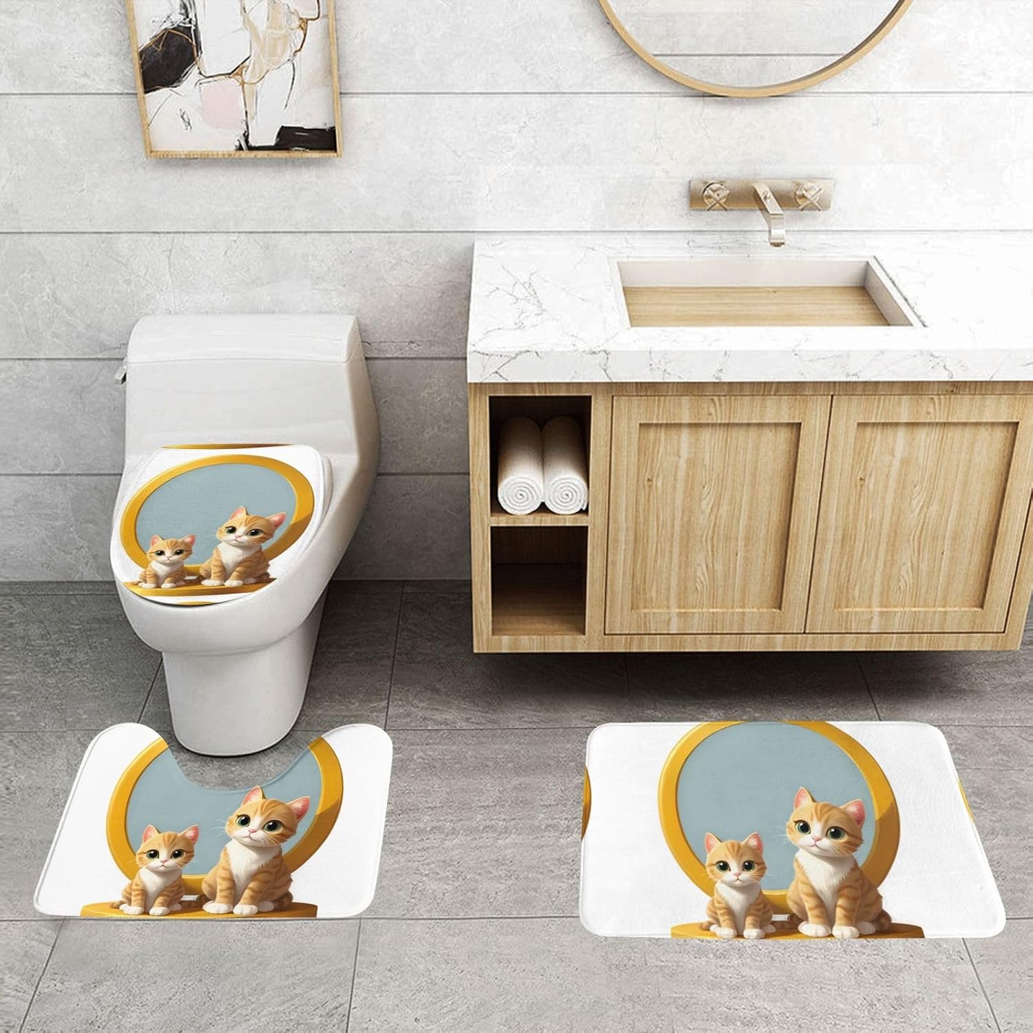 The Little Cat in The Mirror