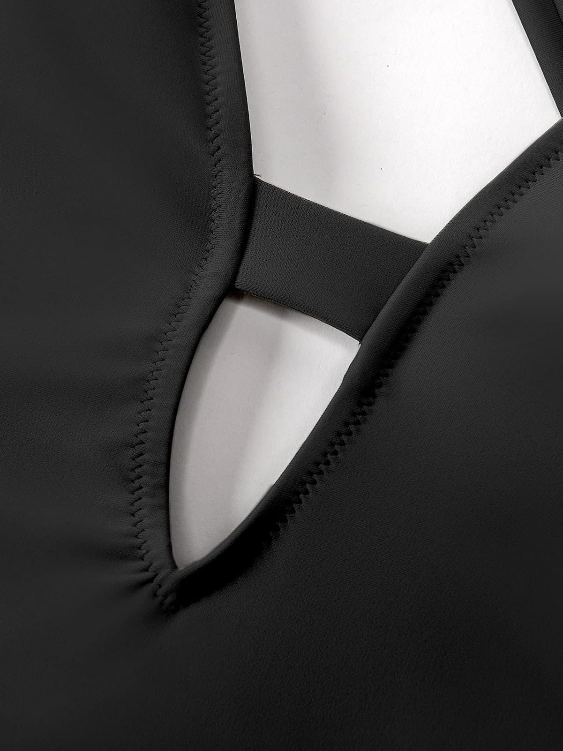 CUPSHE Women's Cross One Piece Swimsuit Beach Swimwear Bathing Suit at  Women’s Clothing store