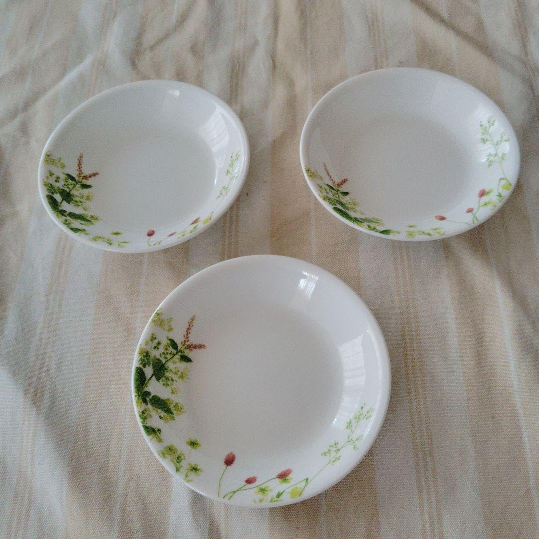 新品、美品　Corelle 食器セット 16個 プロバンスガーデン 新品、美品 Corelle 食器セット 16個 プロバンスガーデン