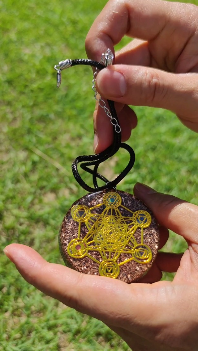 Amazon.com: ZZYBIA Metatron's Cube Merkaba 7 Chakras with Crystals