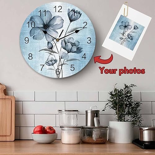 Miniatura 8 de Reloj de pared de flores azules, 10 pulgadas, silencioso, sin tictac, estilo retro, funciona con pilas, elegante reloj floral degradado para