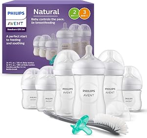 Philips Avent Newborn Gift Set - Bottles with Natural Response Nipples, 3 x 4oz/125ml (Slow Flow, Flow 2), 3 x 9oz/260ml (Medium Flow, Flow 3), Soothie 0-3m & Bottle Brush, SCD837/04