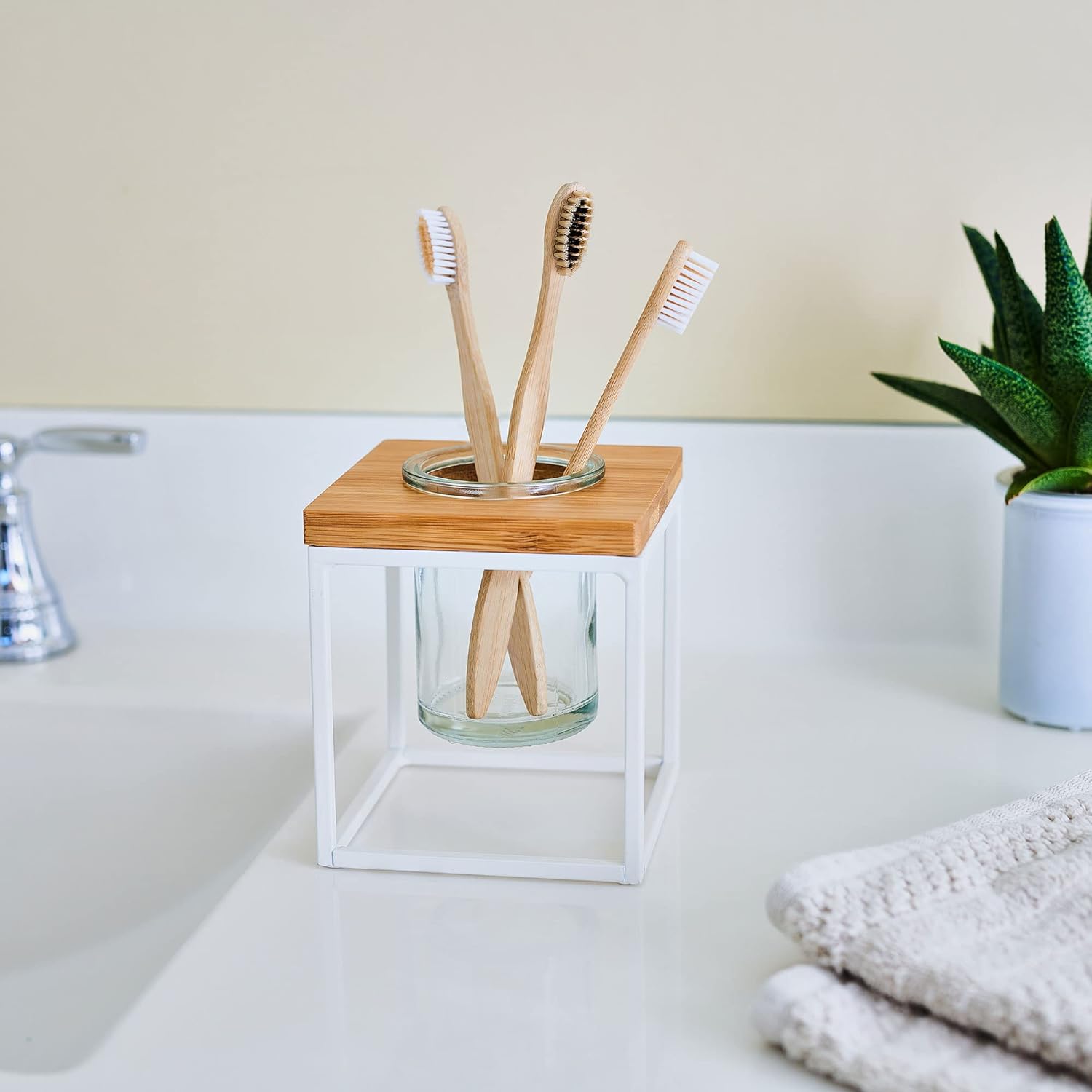 Couronne Co. Coastal Pablo Cube Hanging Planter Vase, 5 Inches tall, White Frame / Clear Glass, M260-200-00