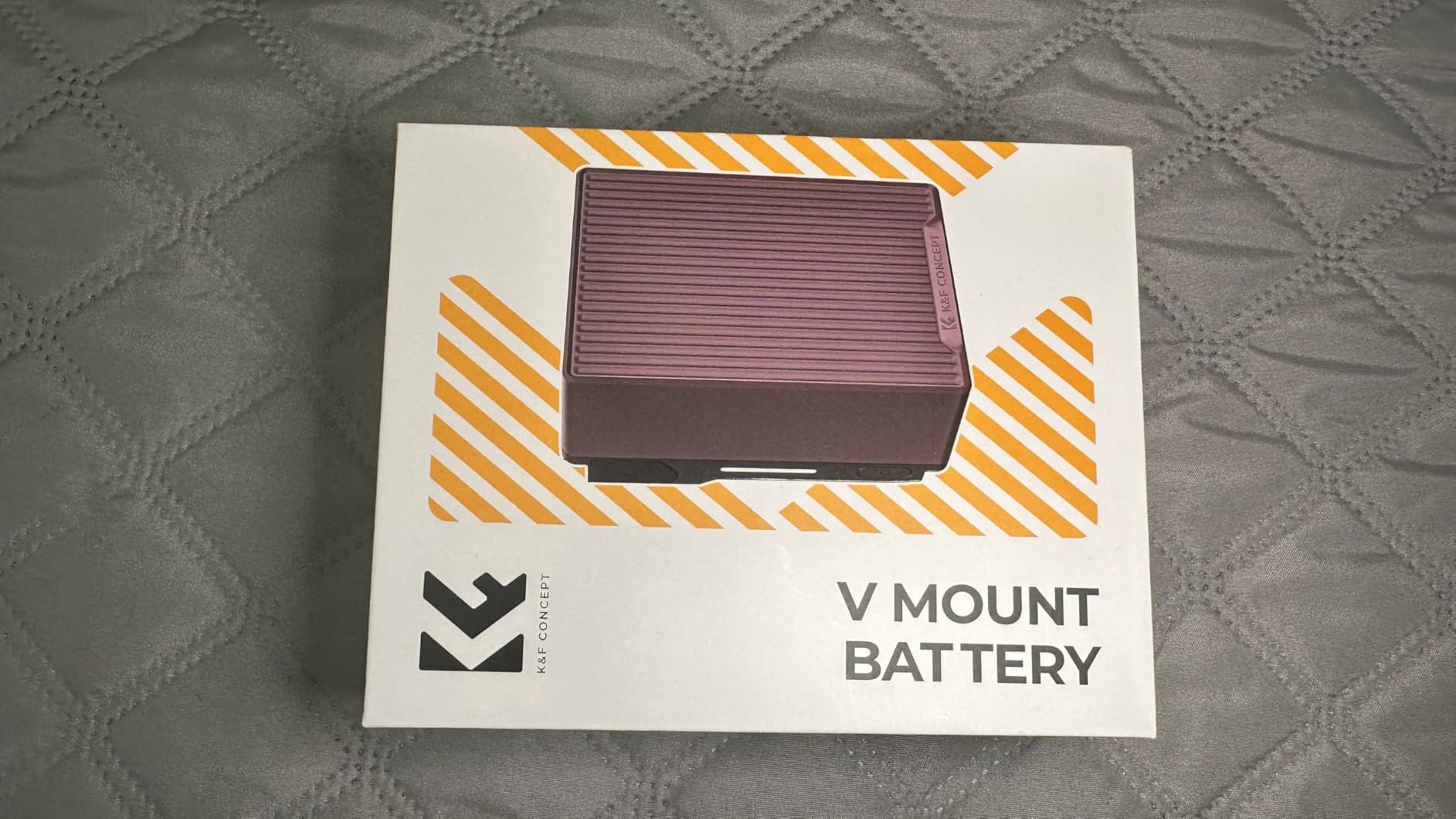 Unique looking style for a V mount, much better than using old NP-F batteries for camera rigs