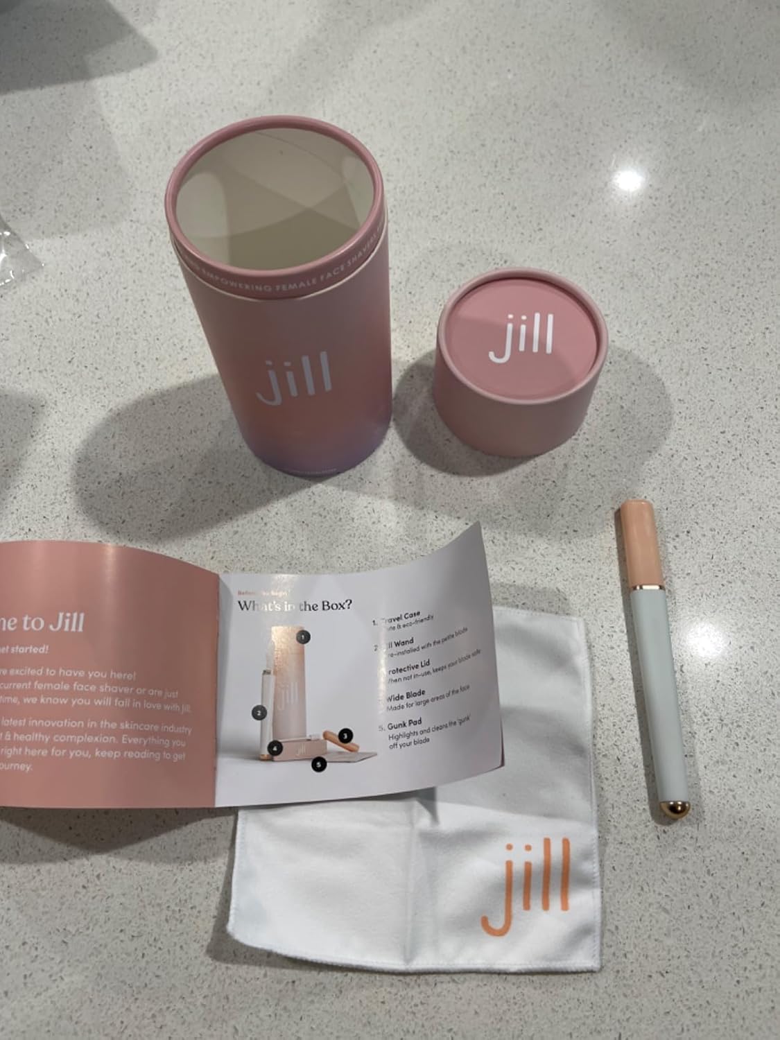 Jill V1 Dermaplane Razor Trial Kit – Beginner Facial Hair Removal & Exfoliation Set with V1 Shave Wand, 2 V1 Dermaplane Blades & Cleaning Cloth – Only Compatible with V1 Refill Blades