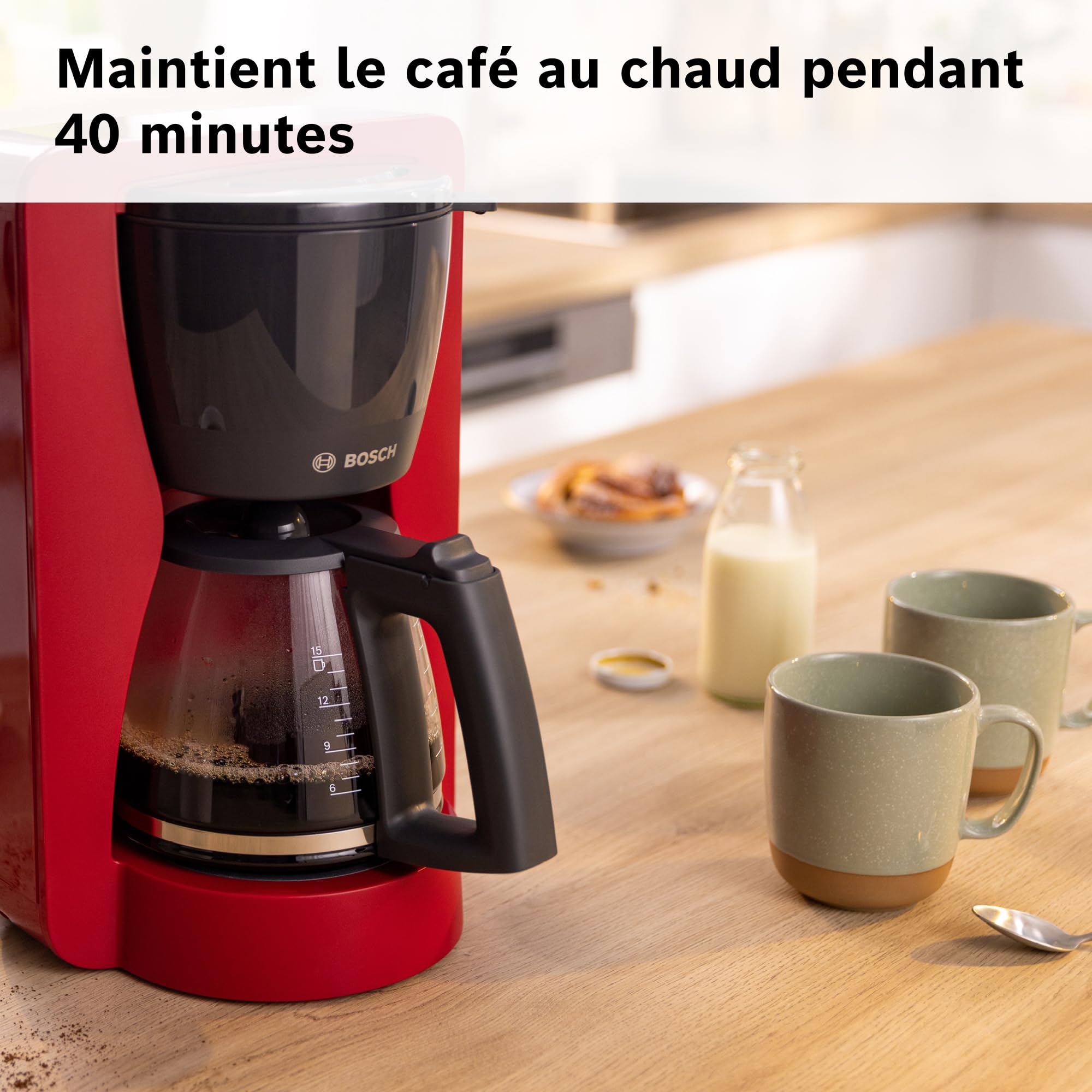 Bosch, machine à café filtre, MyMoment, réservoir d'eau amovible, carafe en verre, arrêt automatique, fonction Anti-Goutte, maintien au chaud 40 minutes, rouge foncé, TKA2M114