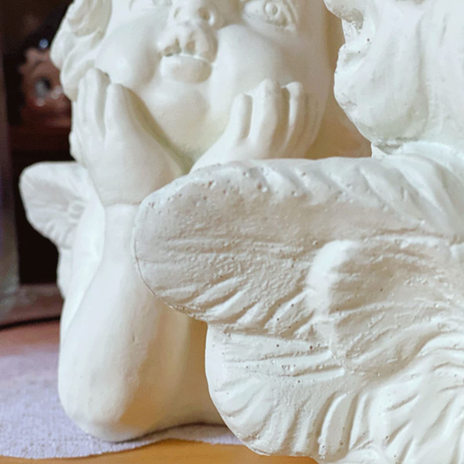 Rzeźba małego anioła, efekt kamienia, interesujący anioł trzymający podbródek, statuetka ogrodowa anielska ozdoba do upamiętnienia rzeźb, dekoracja domu, prezent