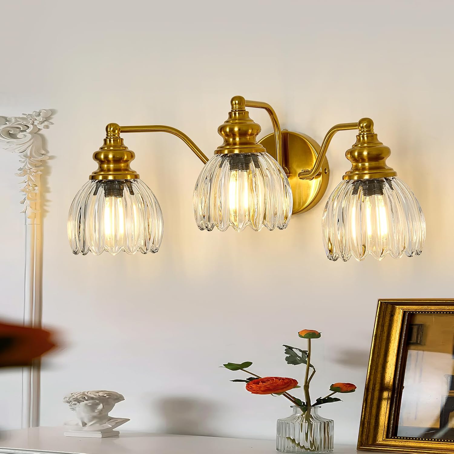 Vintage Bathroom Lights Fixtures 3 Lights Gold Vanity Light with Glass LampShade E26 Bulb Wall Sconce Indoor Vanity Light Over Mirror for Bedroom Kitchen Farmhouse Living Room