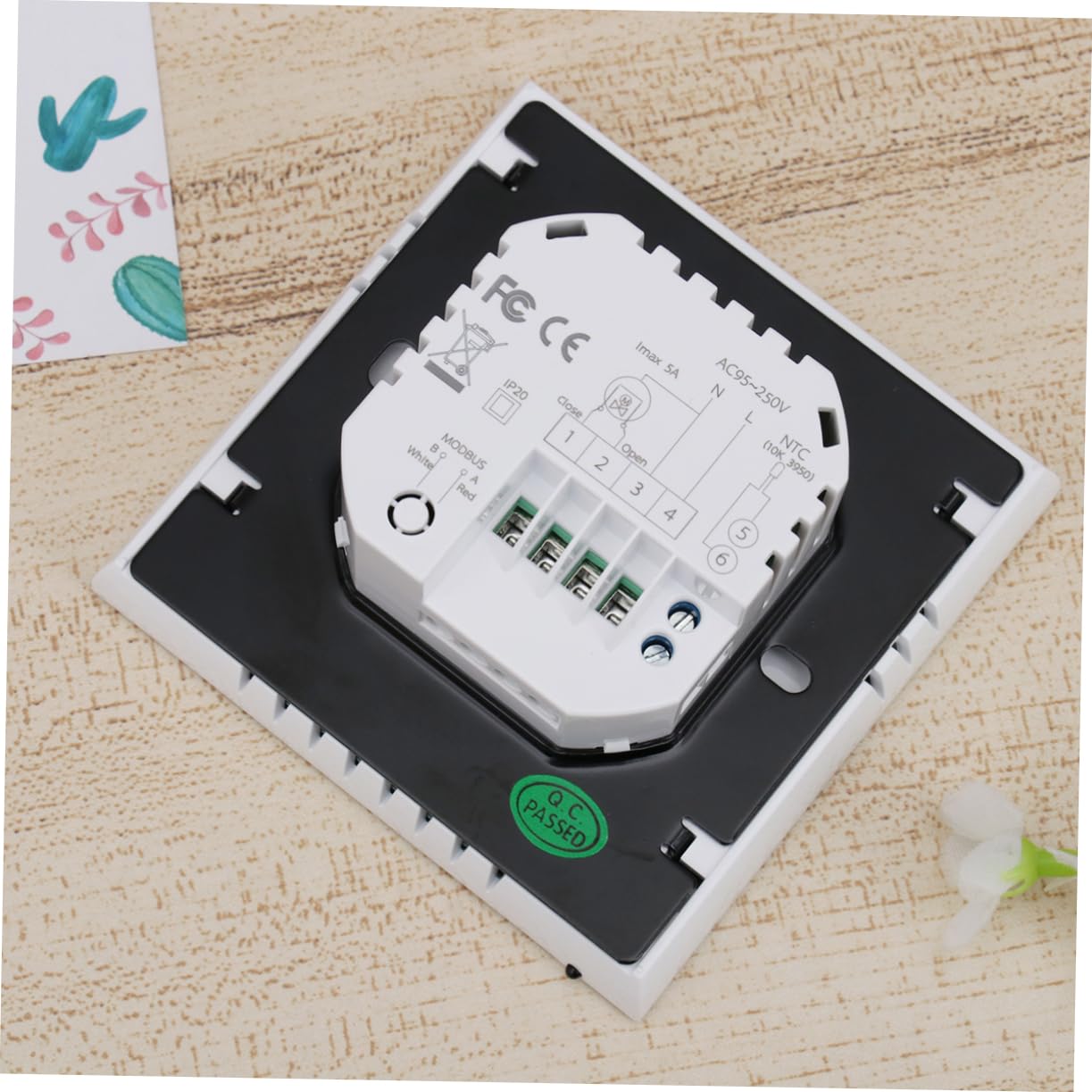 Termostato Programmabile Digitale 3a per Caldaia Gas | Display Lcd Touch, Sensore Ntc Interno ed Esterno, Corpo Bianco PC Abs, 1 Pezzo