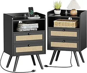 SUPERJARE 2 Drawer Night Stand with Charger Station, Boho Rattan Nightstand Set of 2, 25.2 Inch Tall Bed Side Table with Solid Wood Feet, End Table, Open Storage, Synthetic Rattan, for Bedroom, Black