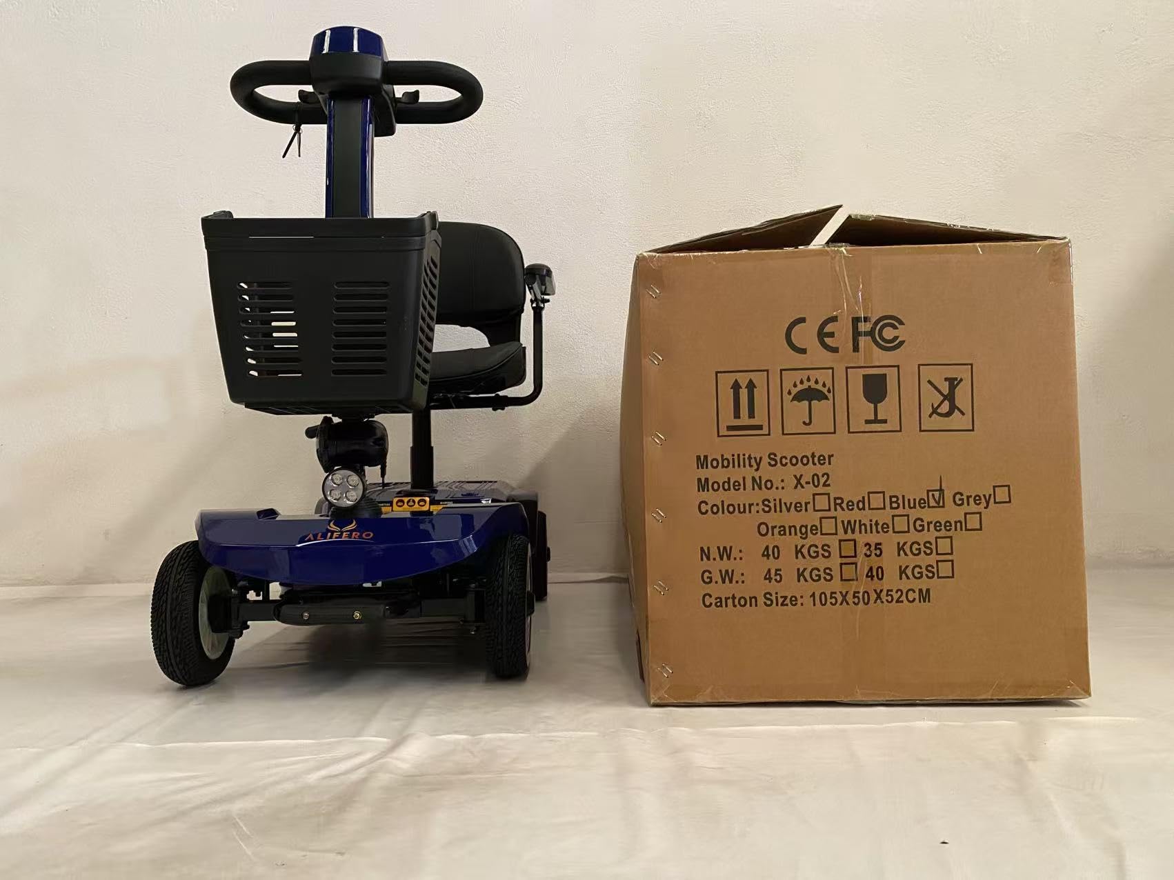 Scooter de Movilidad Eléctrico de 4 Ruedas, Plegable, para Personas Mayores y Movilidad Reducida, Autonomía de hasta 20 km, Neumáticos Antipinchazos, Rojo