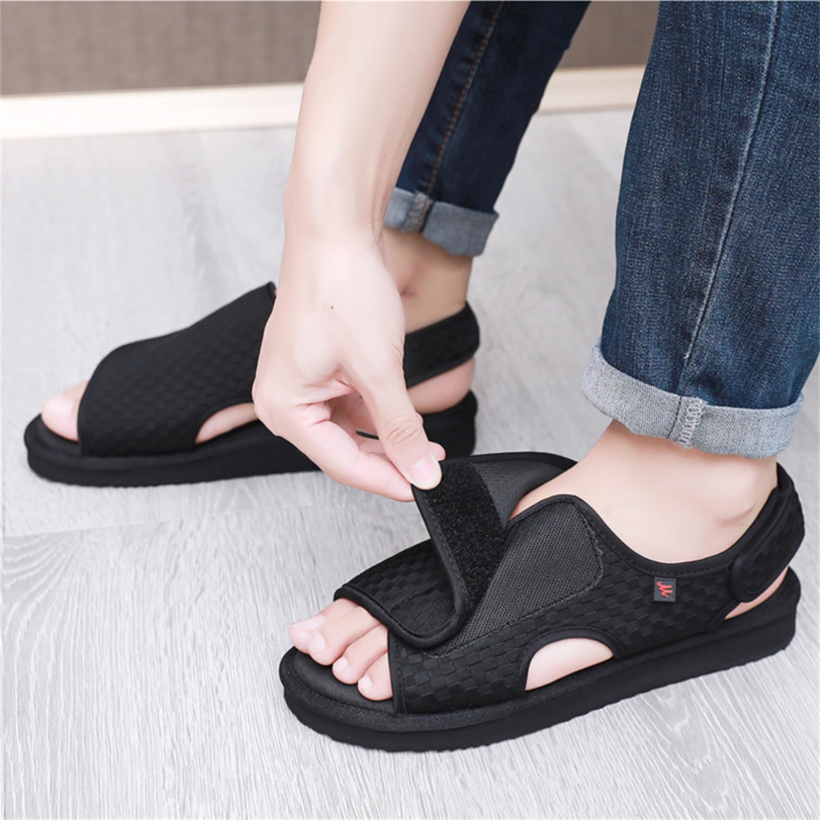 Scarpe per Diabetici Uomo, Sandali da Passeggio Extra Larghi con Punta Aperta Regolabili Pantofole Piatte per Piedi Gonfi