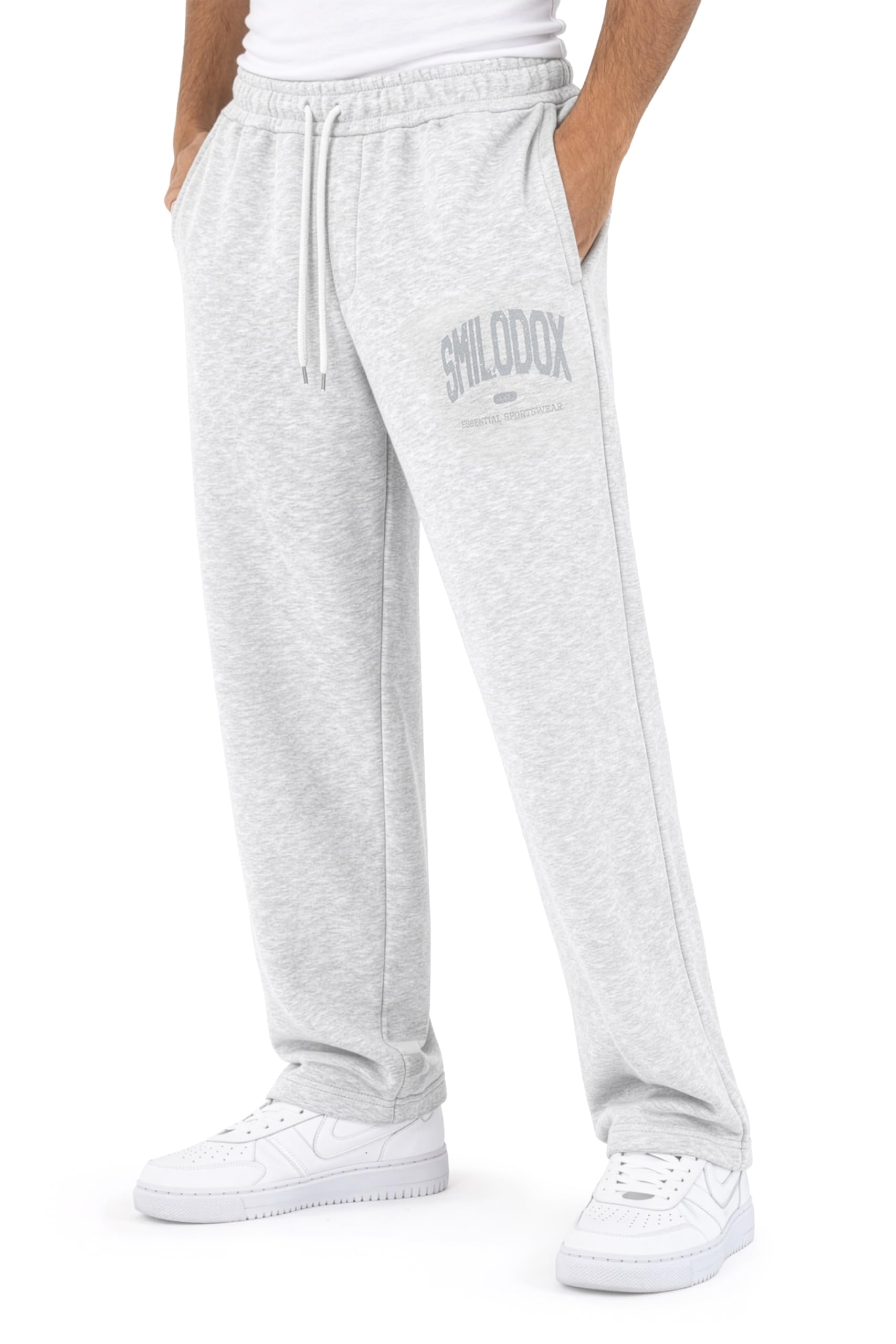 SMILODOX Jogginghose Herren Oswin, Oversized Fit Trainingshose mit elastischem Bund & verstellbarem Kordelzug, Logo-Print, praktische Seitentaschen, Lange Sporthose für Freizeit und Sport