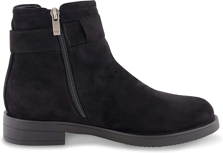 CUSHIONAIRE Stivale Donna Burke Buckle In Pelle Vegana Con Memory Foam - Colore Oliva, Taglia 39 EU