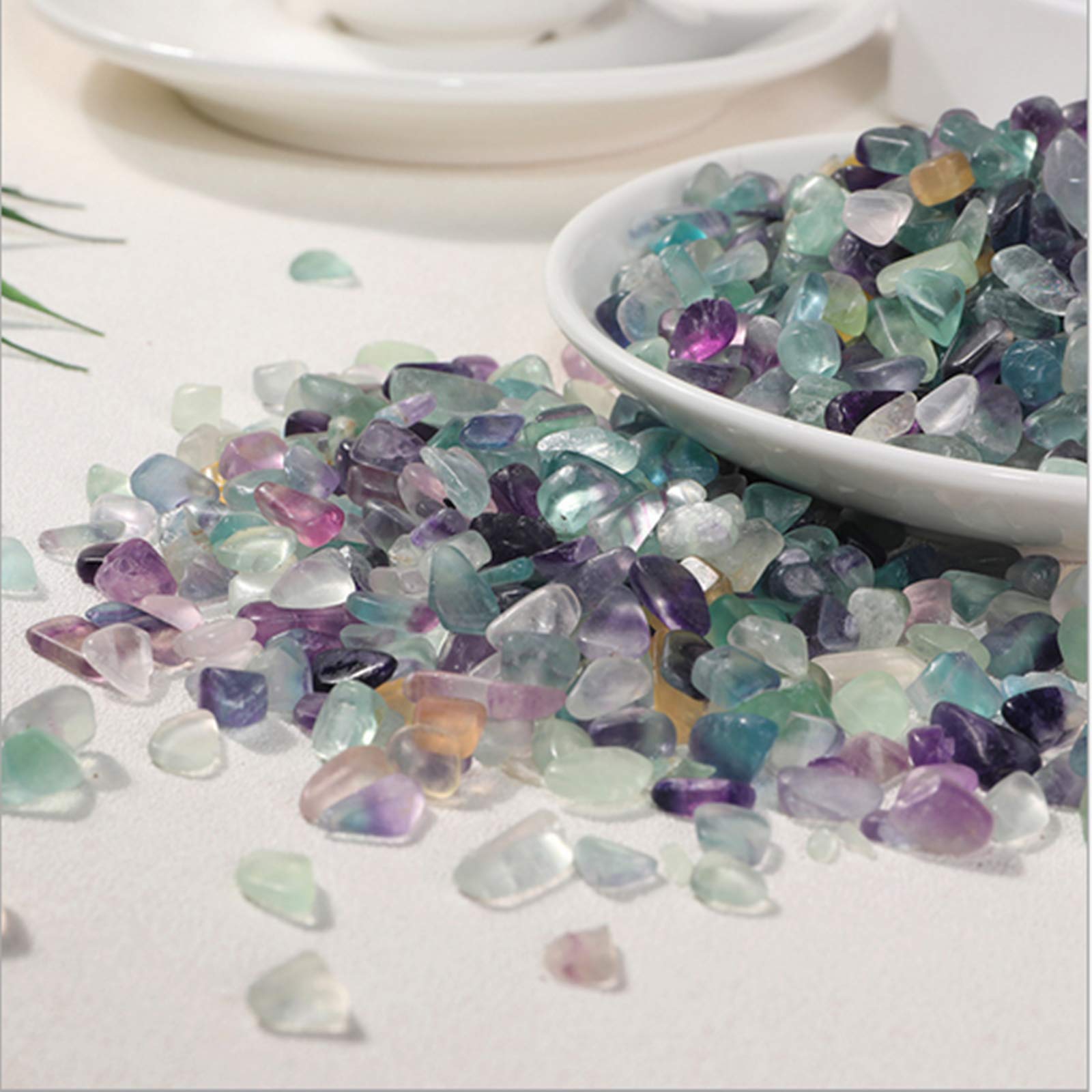 Fluorite Pierre Concassée Feuille de Quartz Cristal Naturel, Utilisé pour Gravier d'Aquarium, Verre de Mer, Sable de Roche, Aquarium de Poisson et Tortue, Décoration Plante Air (0,5 kg)