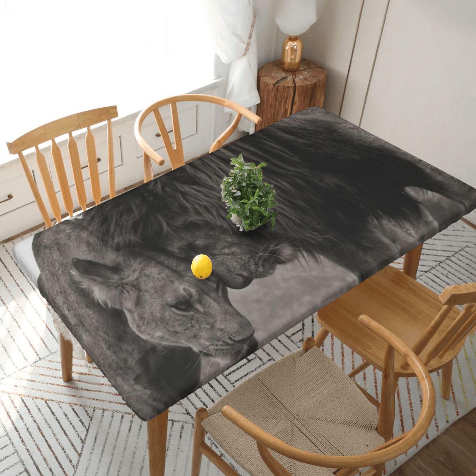 BNVSADC Lion and Lioness Printed 5FT Tablecloth Polyester Kitchen Water Resistant Table Cloth Dining Table Decoration Table Covers, 152x76 CM