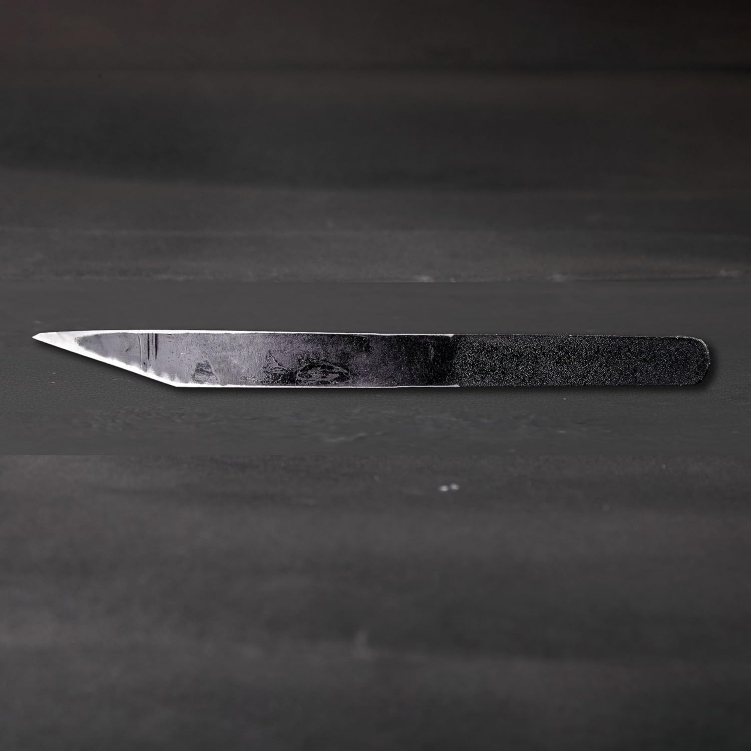 Wazakura Kiridashi Knife - Right Hand Japanese Marking & Woodworking Knife | Hand Forged Razor Sharp Carbon Steel Blade Made in Japan (15mm)