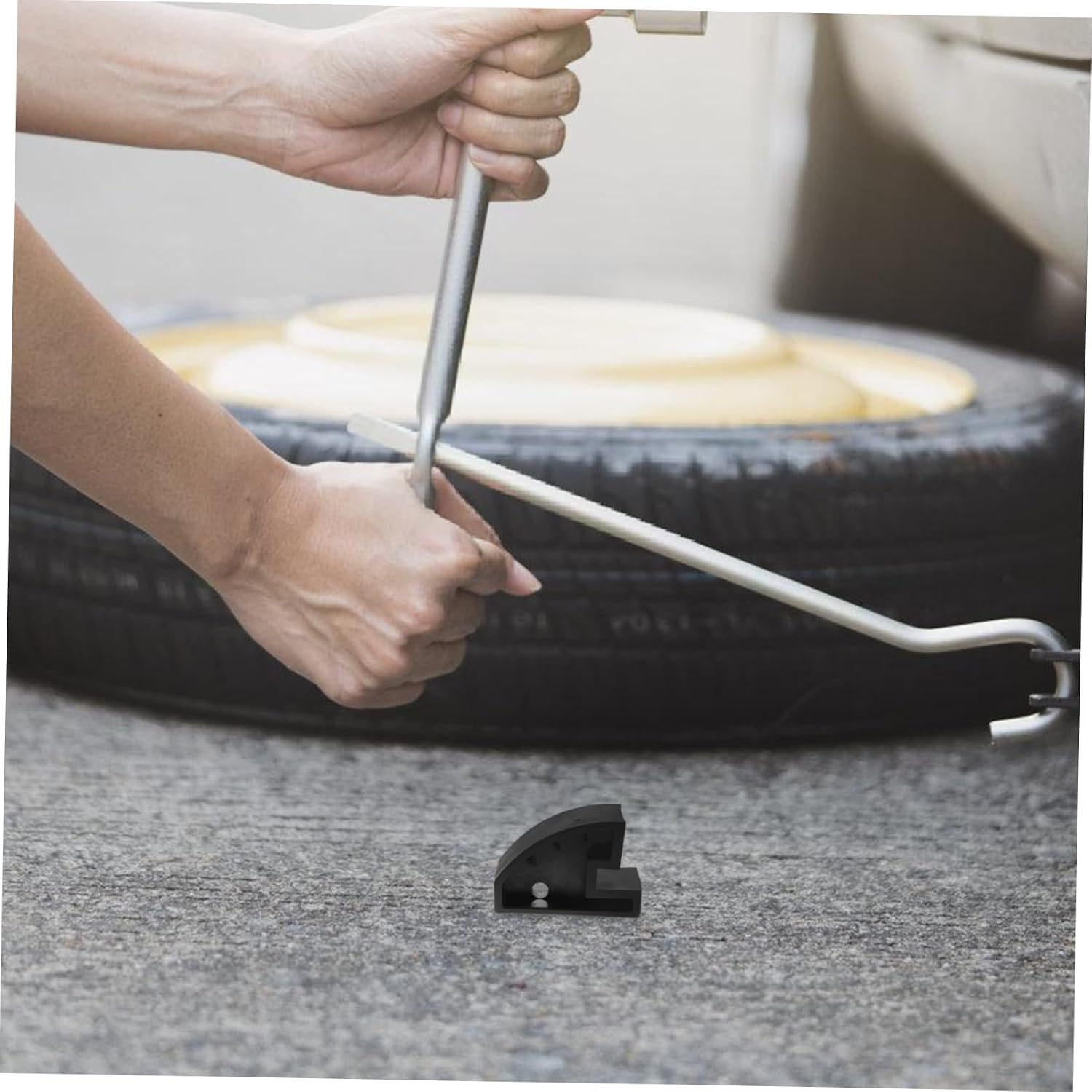 3pcs Durable Tire Bead Clamp Efficient Tire Changing Tool for Auto Maintenance Multipurpose Car Hub Wheel Changer Robust Construction