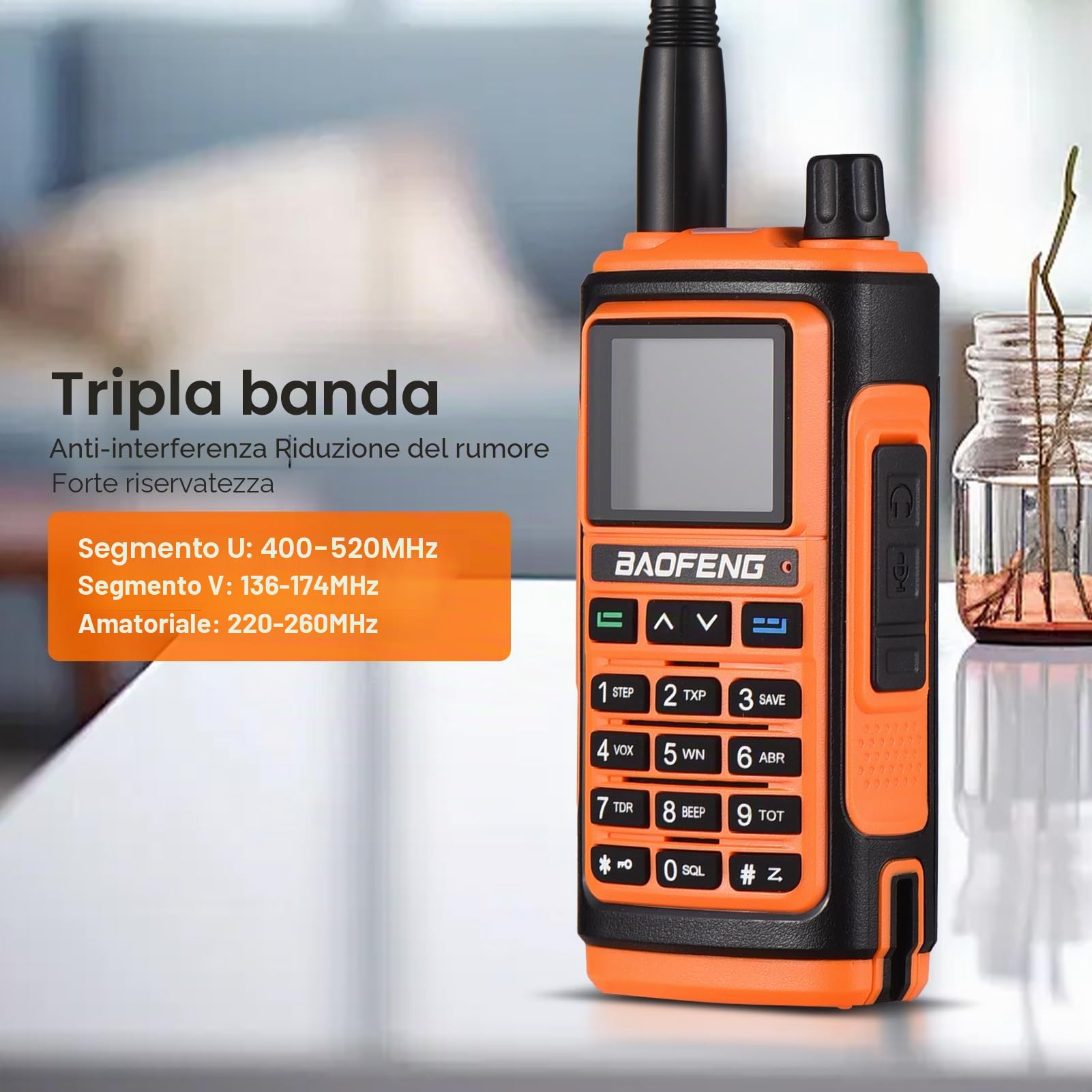 Baofeng BF 17 Walkie talkie a lungo raggio a due vie a due vie con doppia ricezione una frequenza chiave corrispondente a chiamate riservate sicure per le (Plug)