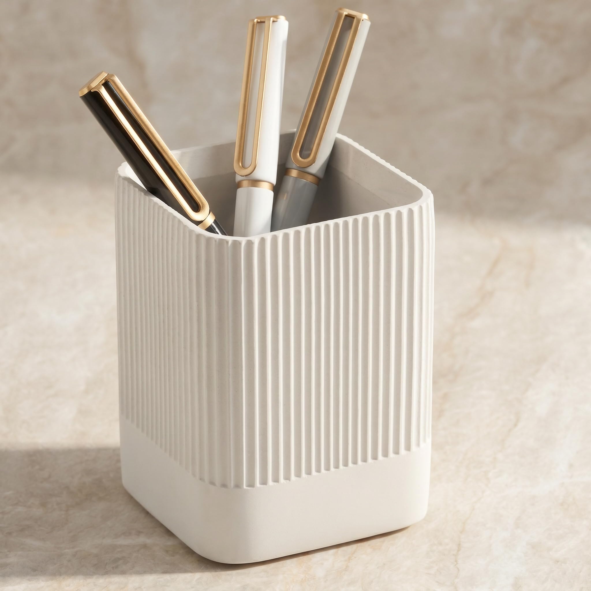 KIBAGA Aesthetic Pen Holder for Desk - Modern Concrete Pencil Holder - Cute and Functional Desk Organizer for Office Supplies - Stylish Office Decor Pen Cup
