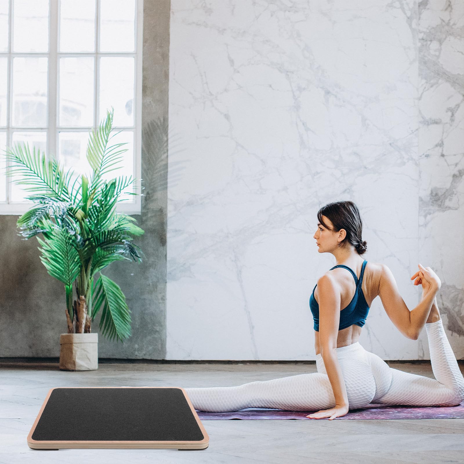 TOYANDONA Tavola di Equilibrio in Legno Quadrata Nera per Adulti, Allenamento Coordinazione e Fitness Stabilità Superiore, per Esercizi di Yoga e Training