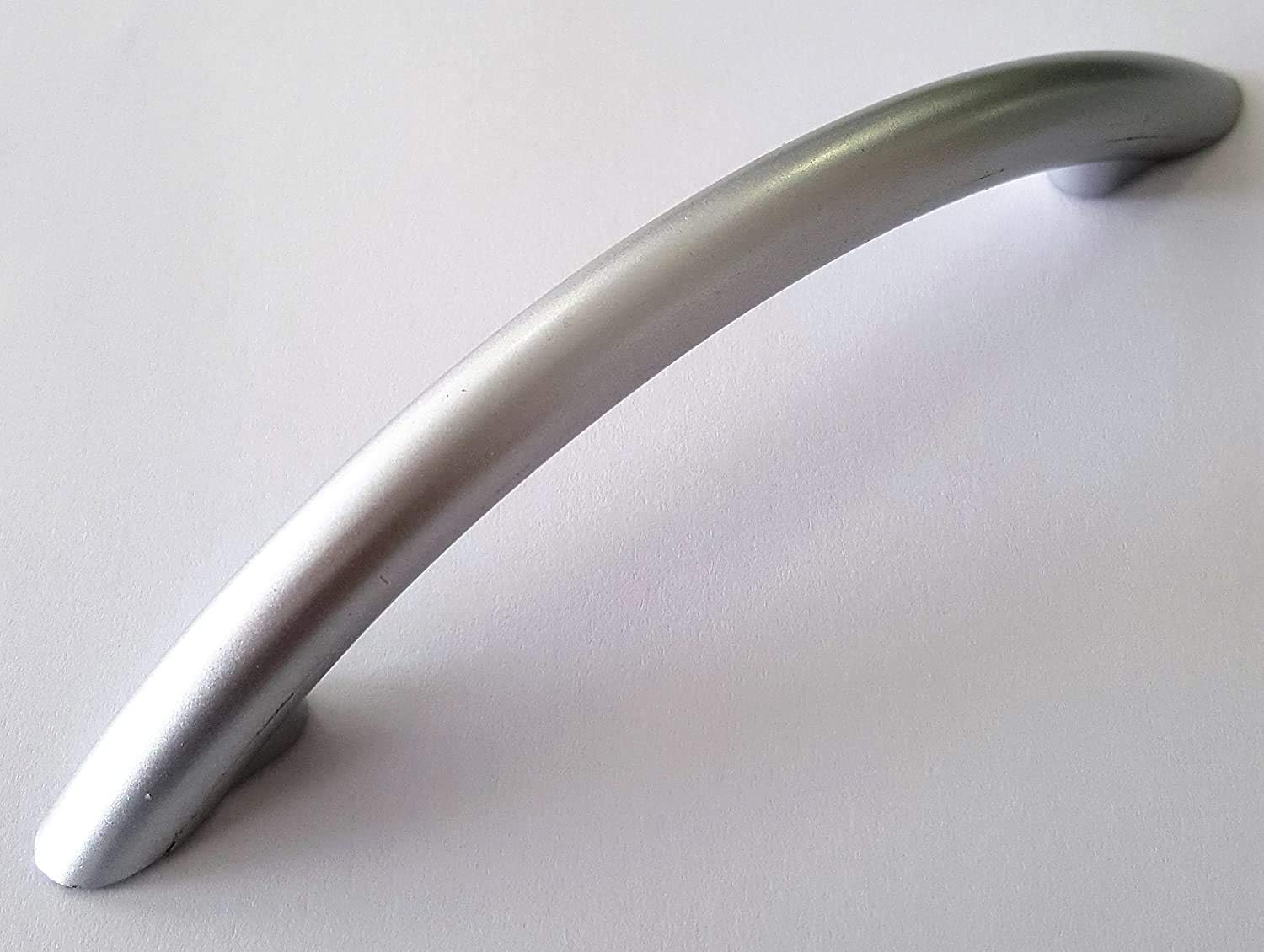 128mm Brushed Nickel Bow Kitchen Door Handles Amazon.co.uk DIY & Tools
