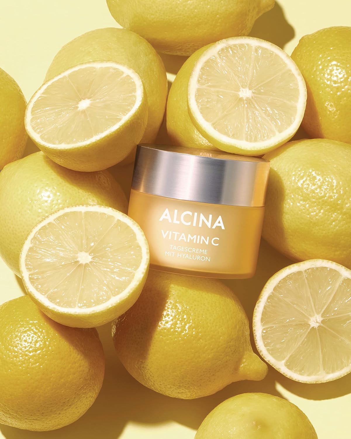 ALCINA Krem na dzień z witaminą C, 1 x 50 ml, nawilżający krem do twarzy o działaniu antyoksydacyjnym przeciwko przedwczesnemu starzeniu się skóry i efektom blasku, z kwasem hialuronowym i olejem z