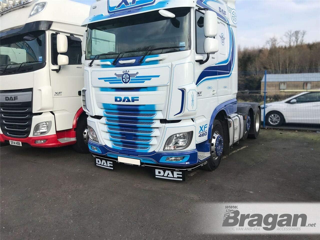 Bragan Low Bar + Down Lights + LEDs Compatible With DAF XF 106 2013+ Stainless Steel Truck Accessories BLACK BRA23120-BLACK