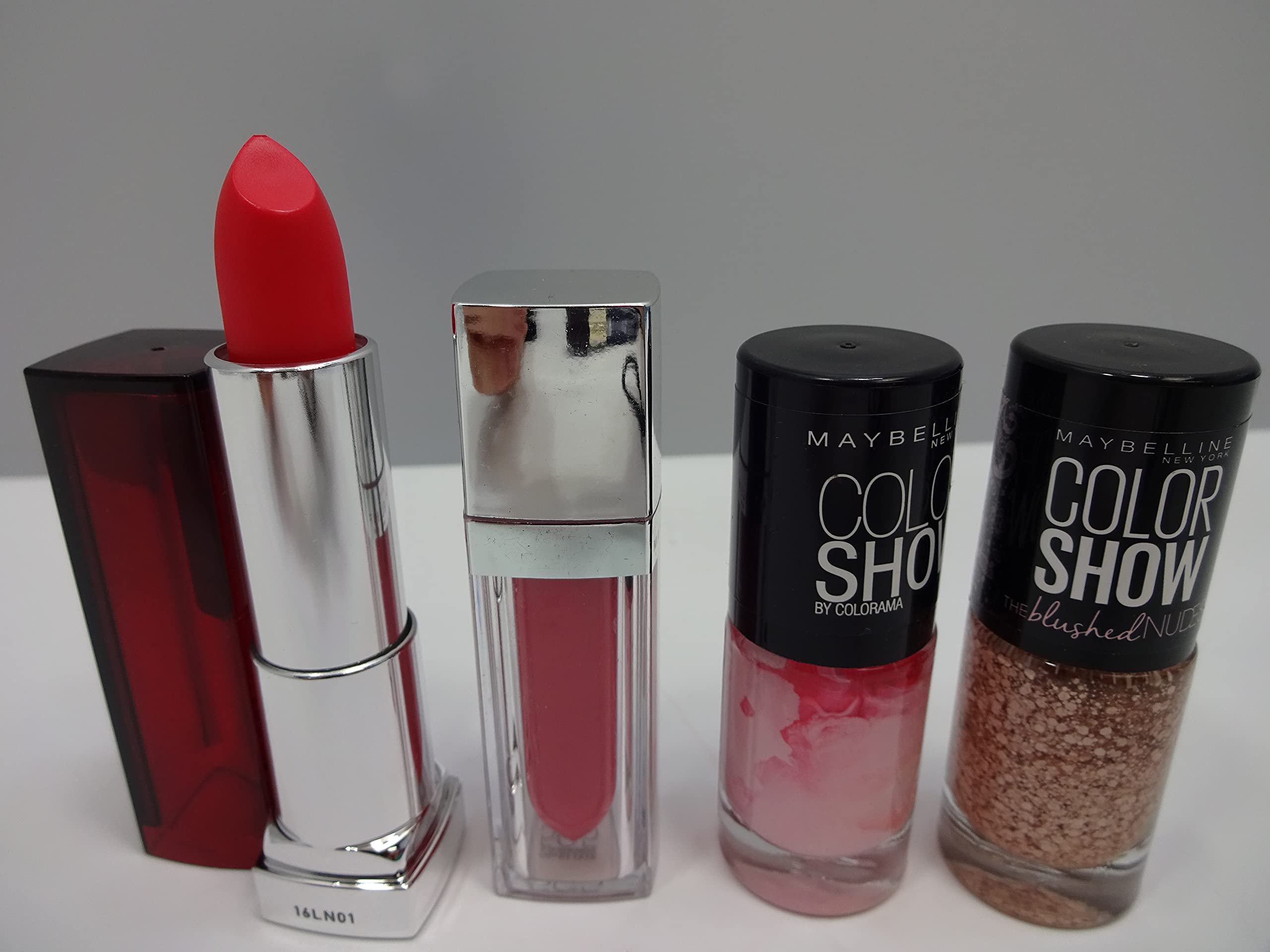 Maybelline Lip, Nail Kit 4-Piece Set for Her, Hots And Nude, Bundle Set