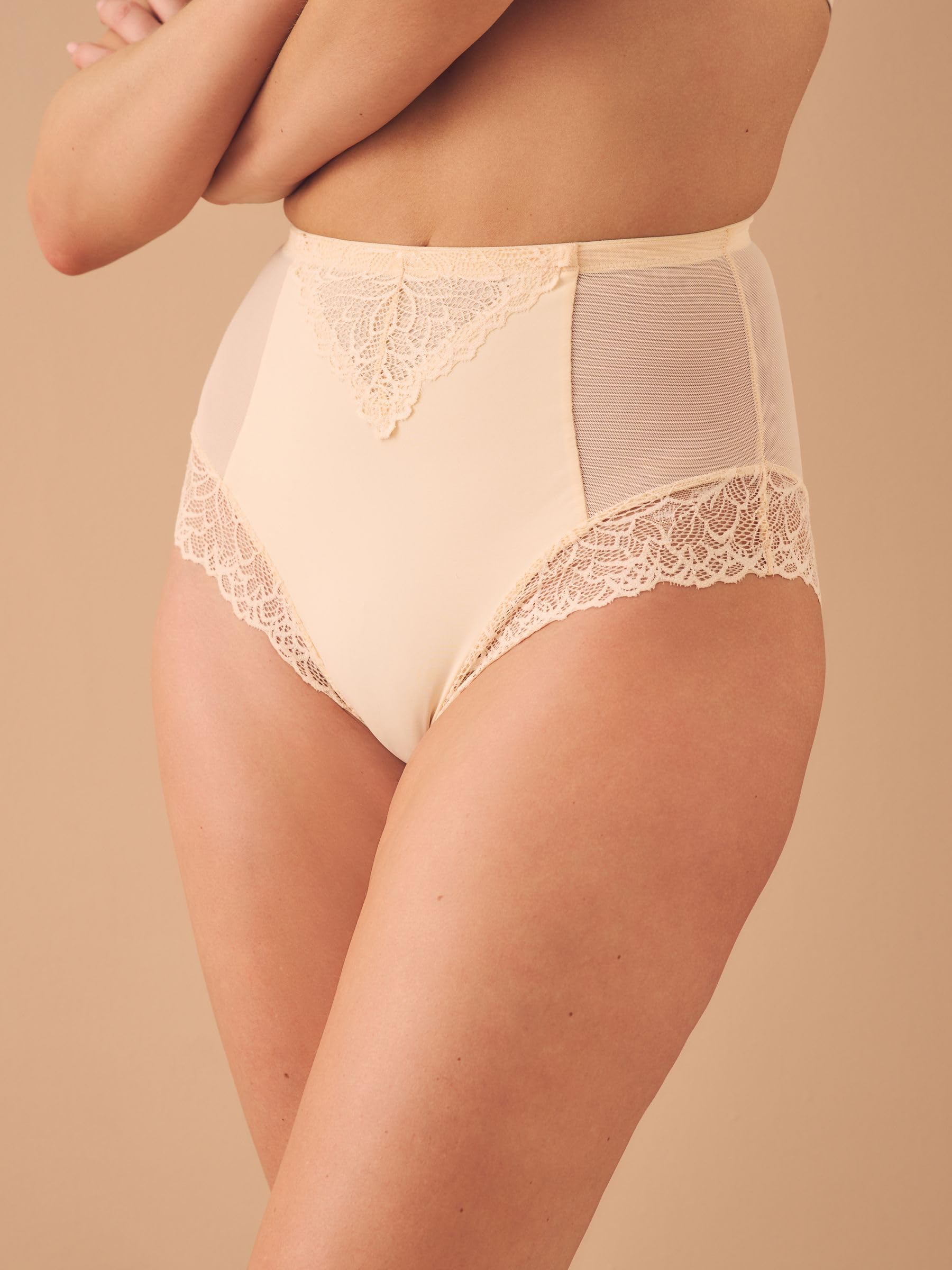 NEXT Femme Culotte Gainante Effet Ventre Plat à Taille Haute