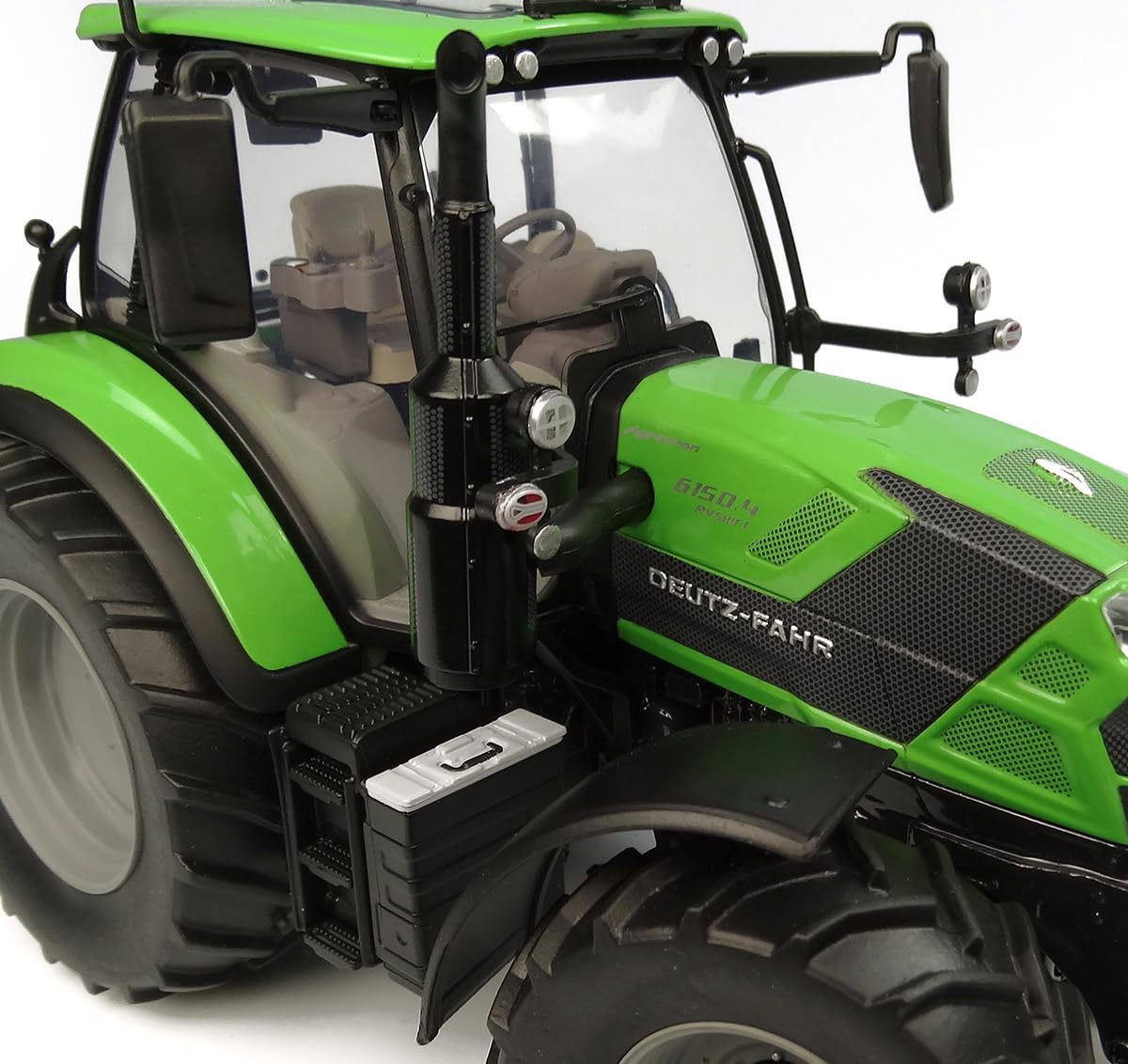 Universal Hobbies Trattore in miniatura Deutz-Fahr 6150.4 RV Shift