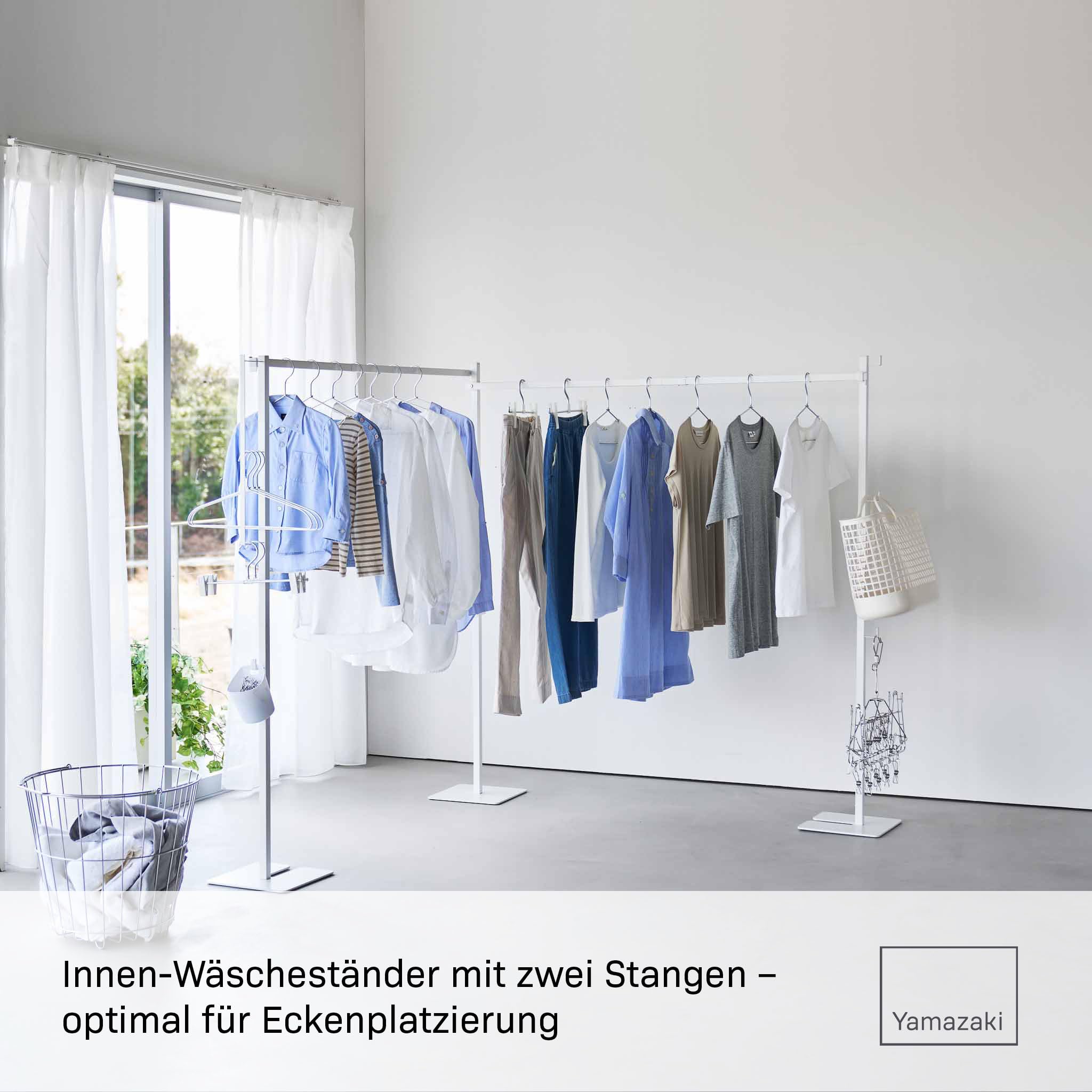 YAMAZAKI Tower Klappbarer Zweistangen-Wäscheständer, schwarz | Stahl, Für den Innenbereich, Cleveres Eckdesign, Zusätzliche Haken, 25 x 278,6 x 142 cm, Japanisches Design