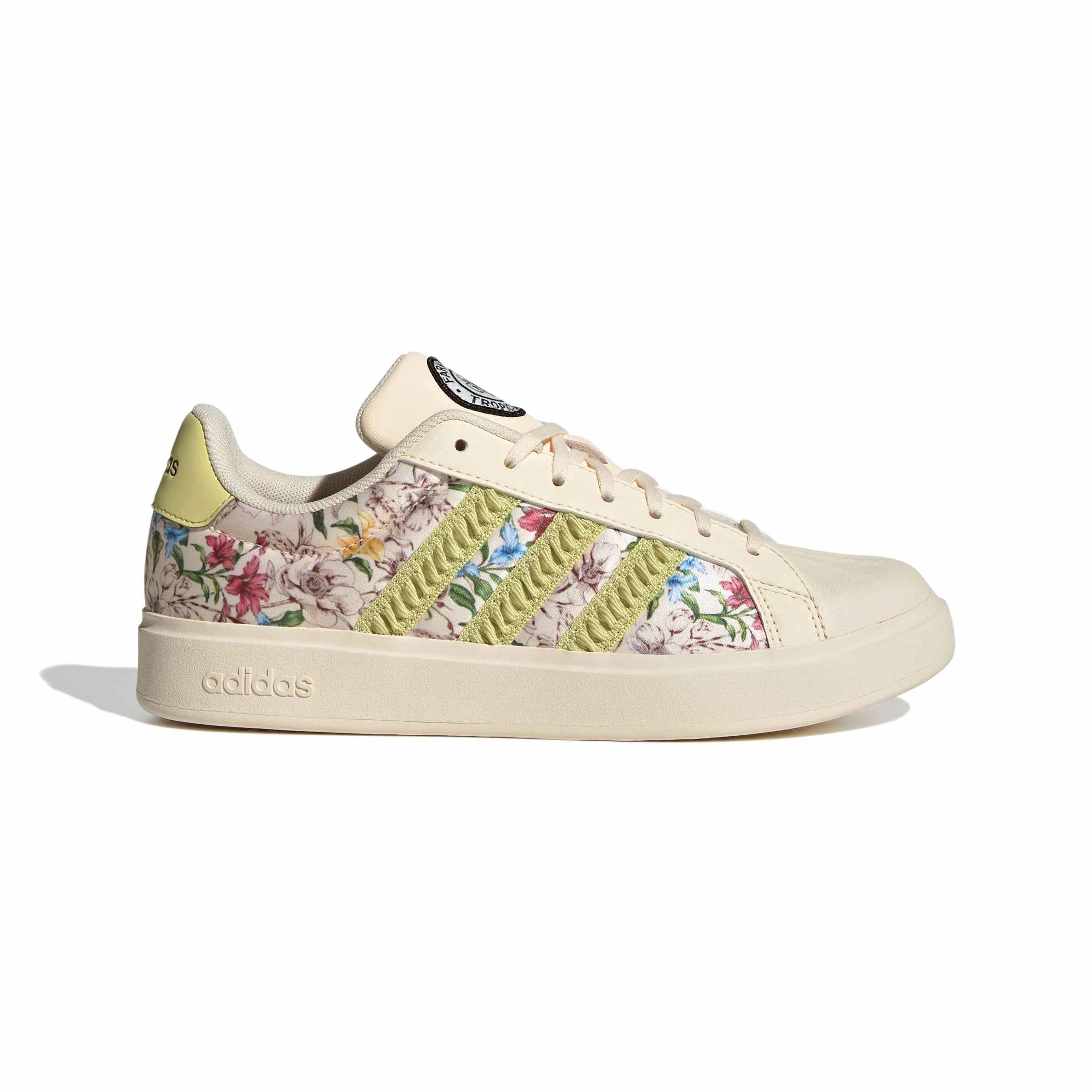 adidas Damen STREETTALK Sneaker Frauen Streetstyle Schuhe KJ4820 Brown | Setze dein Statement – urbaner Style trifft ikonisches Design.