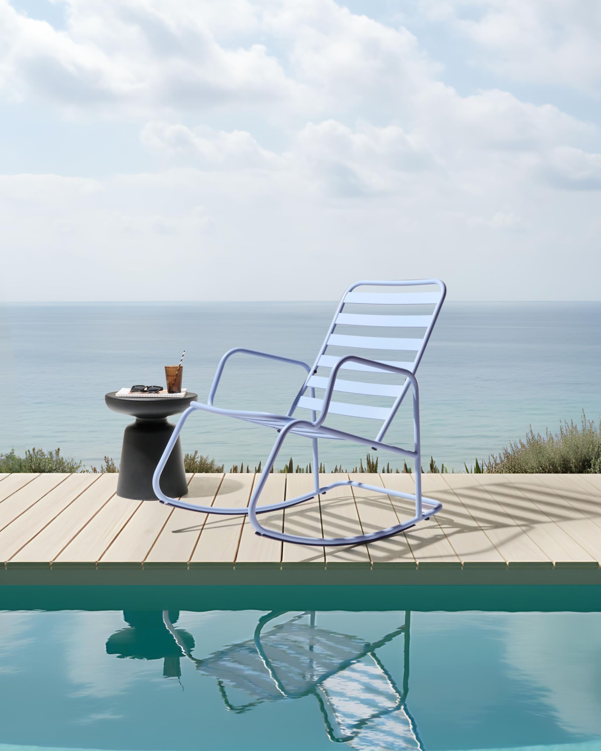 Beliani Sedia a dondolo da giardino moderna in metallo Design a doghe per esterni Alluminio Azzurro