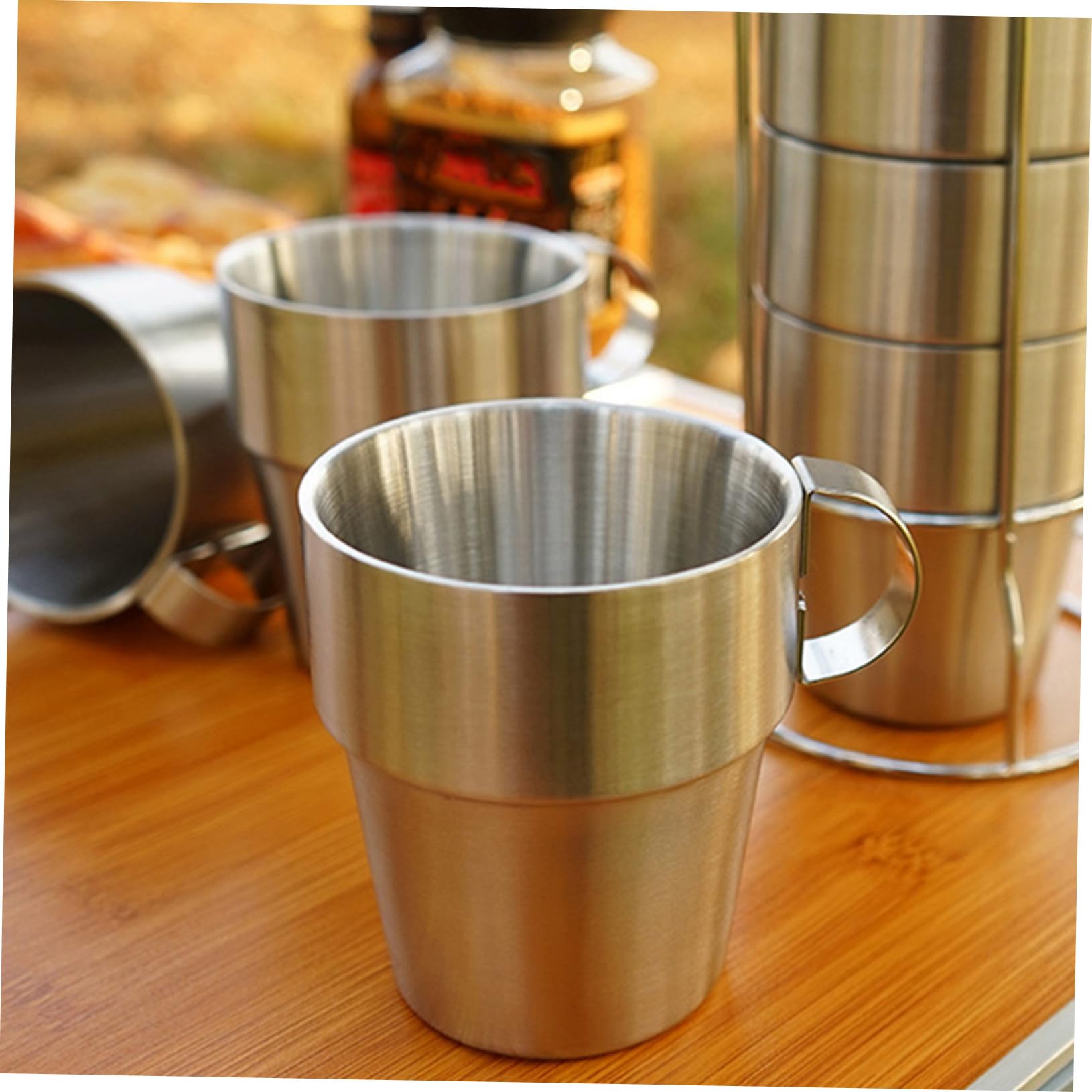 Doppelwandiger Isolierbecher aus Edelstahl 1 Satz mit Praktischem Griff und Hitzeschutz für Outdoor Camping und Picknick