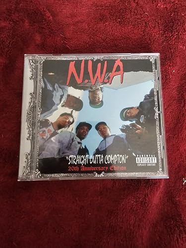 Amazon.co.jp: STRAIGHT OUTTA COMPTON: 20TH ANNIVERSARY: ミュージック