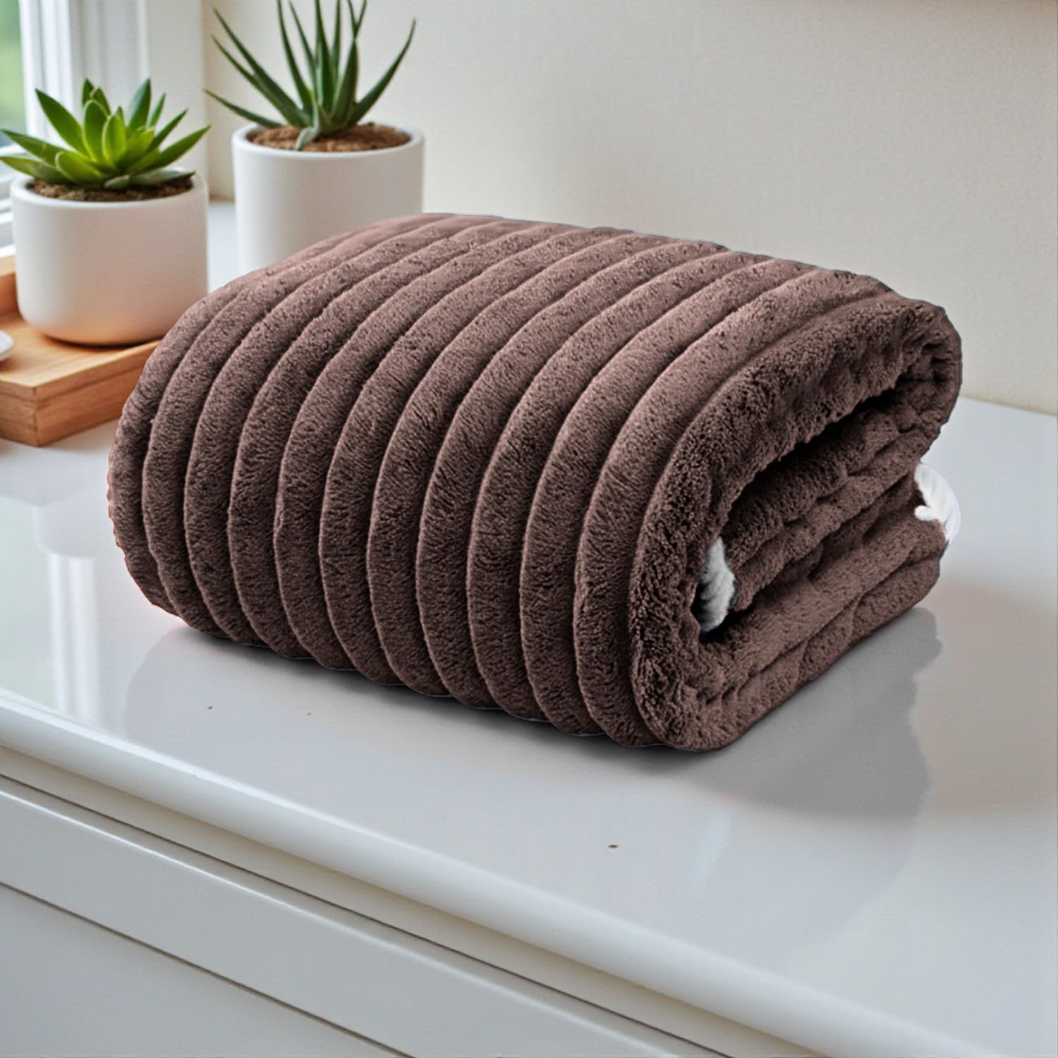 Microfiber Towels for Bath-Stripes Bath Towel for Men and Women-Soft Coral Fleece Zero Twist Towel with Hook 400 GSM Quick Dry Super Absorbent-70 x 140 cm, Brown-image-36