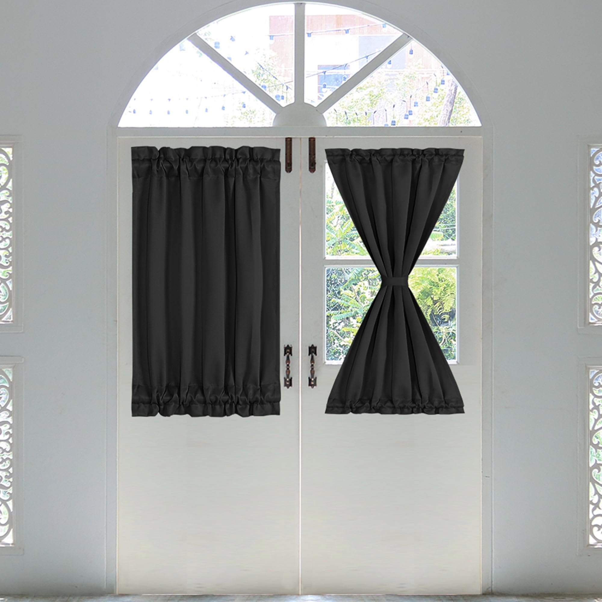 Cortinas opacas para puerta que eliminan los reflejos del sol y aseguran la intimidad