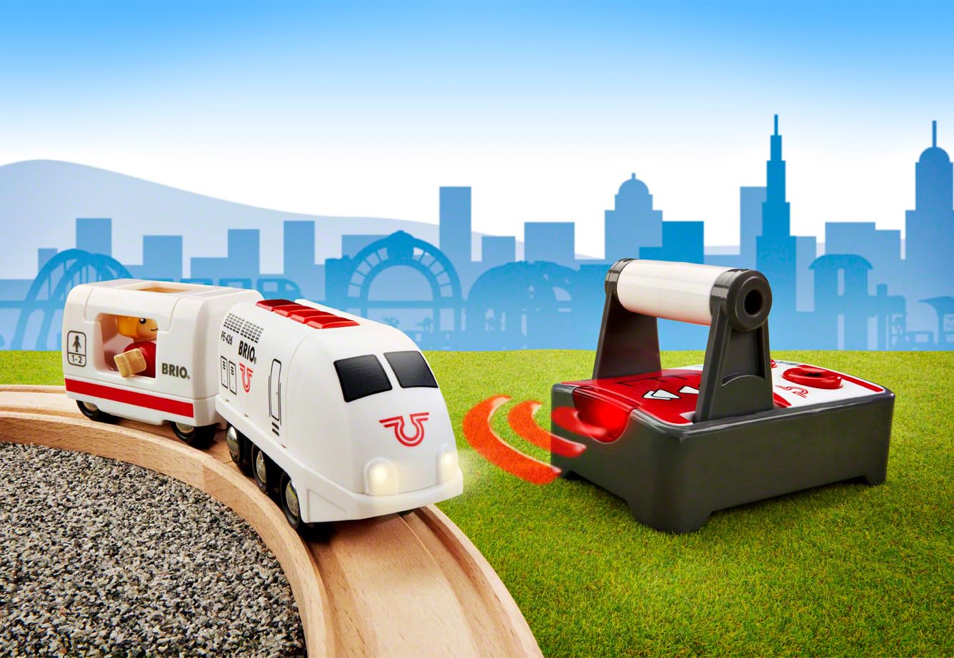 BRIO World 33510 IR Express Reisezug - Elektrische Lokomotive mit Fernsteuerung - Zubehör für die BRIO World - Kleinkindspielzeug empfohlen ab 3 Jahren